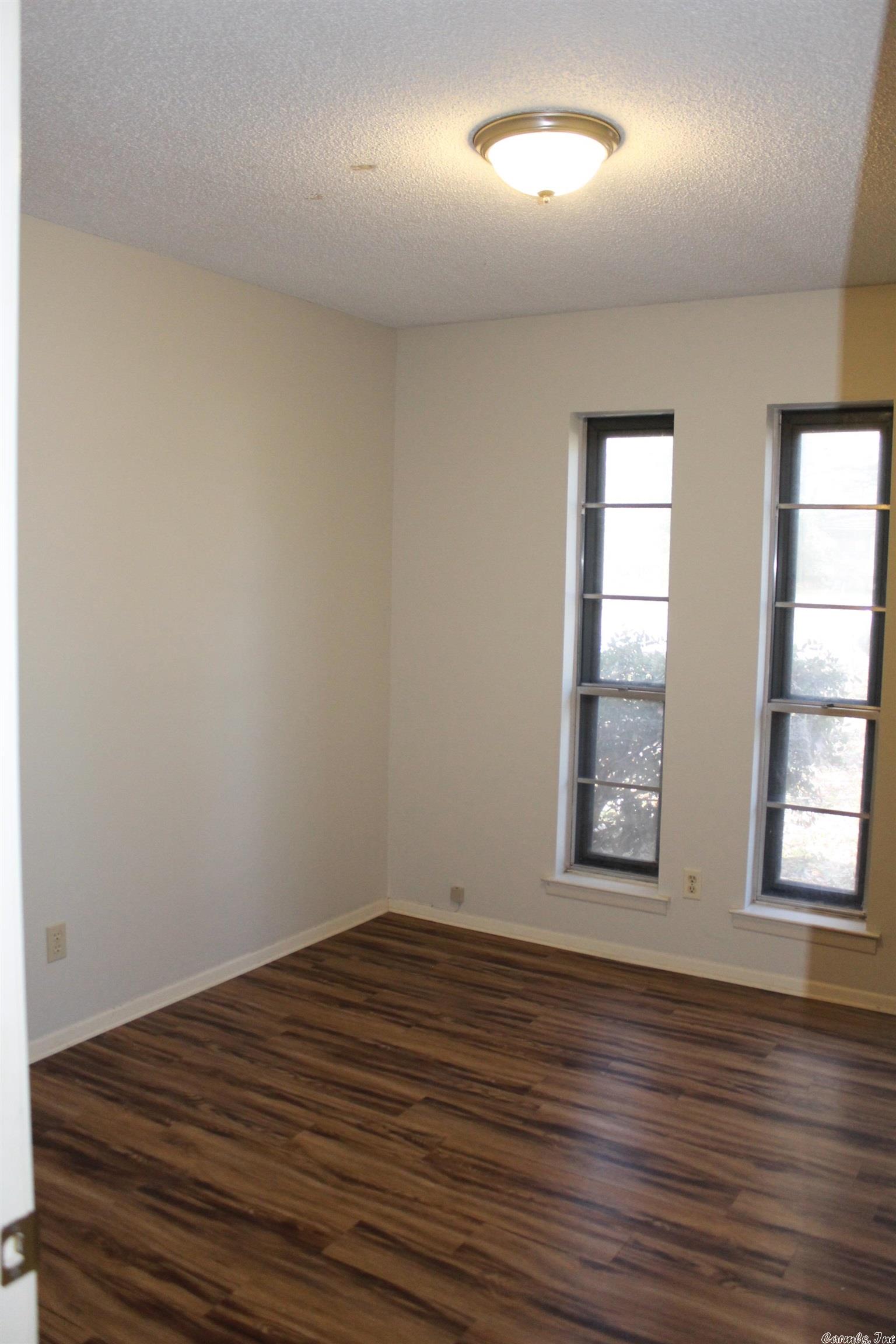 BRIARFIELD - Residential