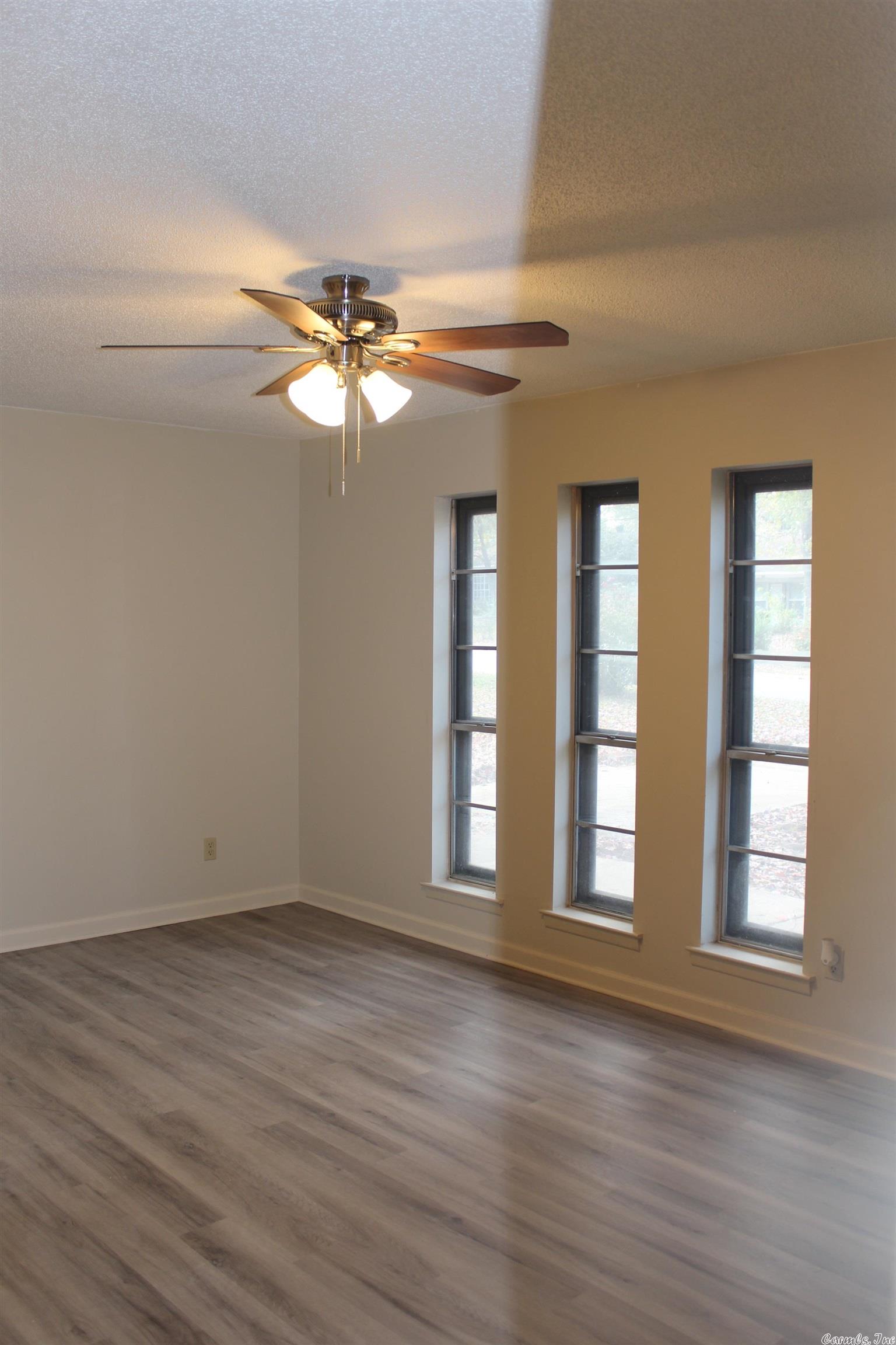 BRIARFIELD - Residential