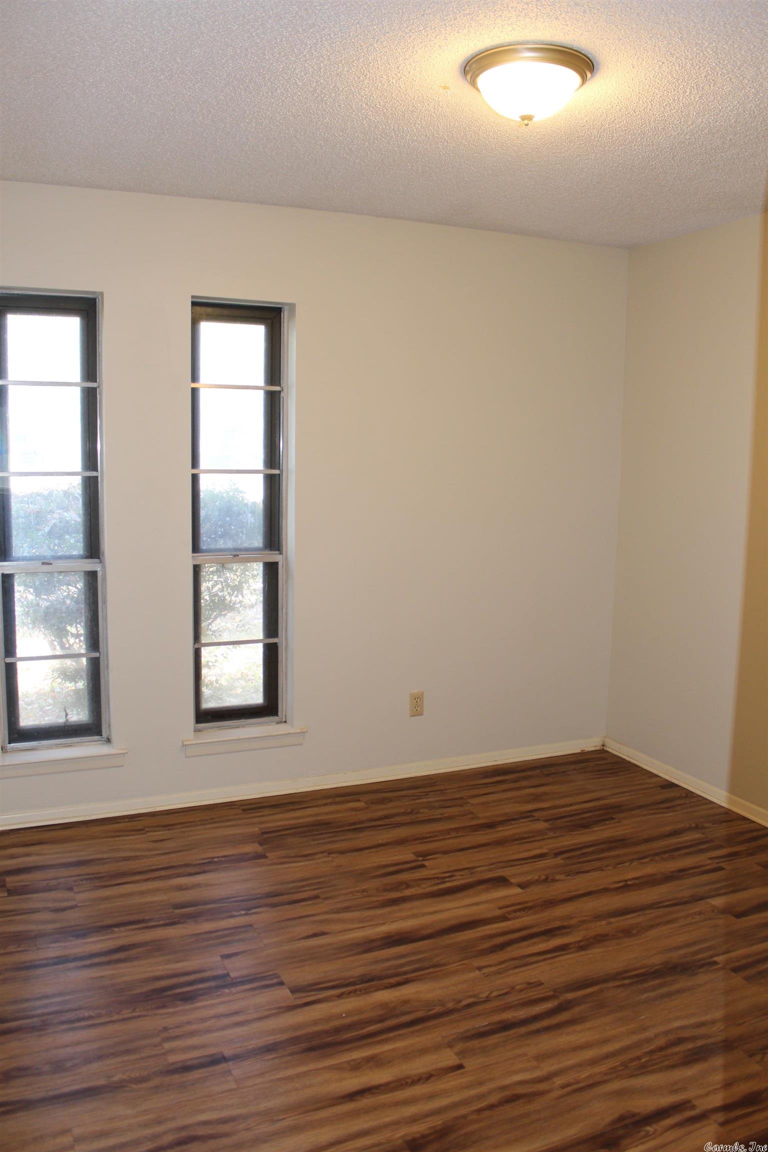 BRIARFIELD - Residential
