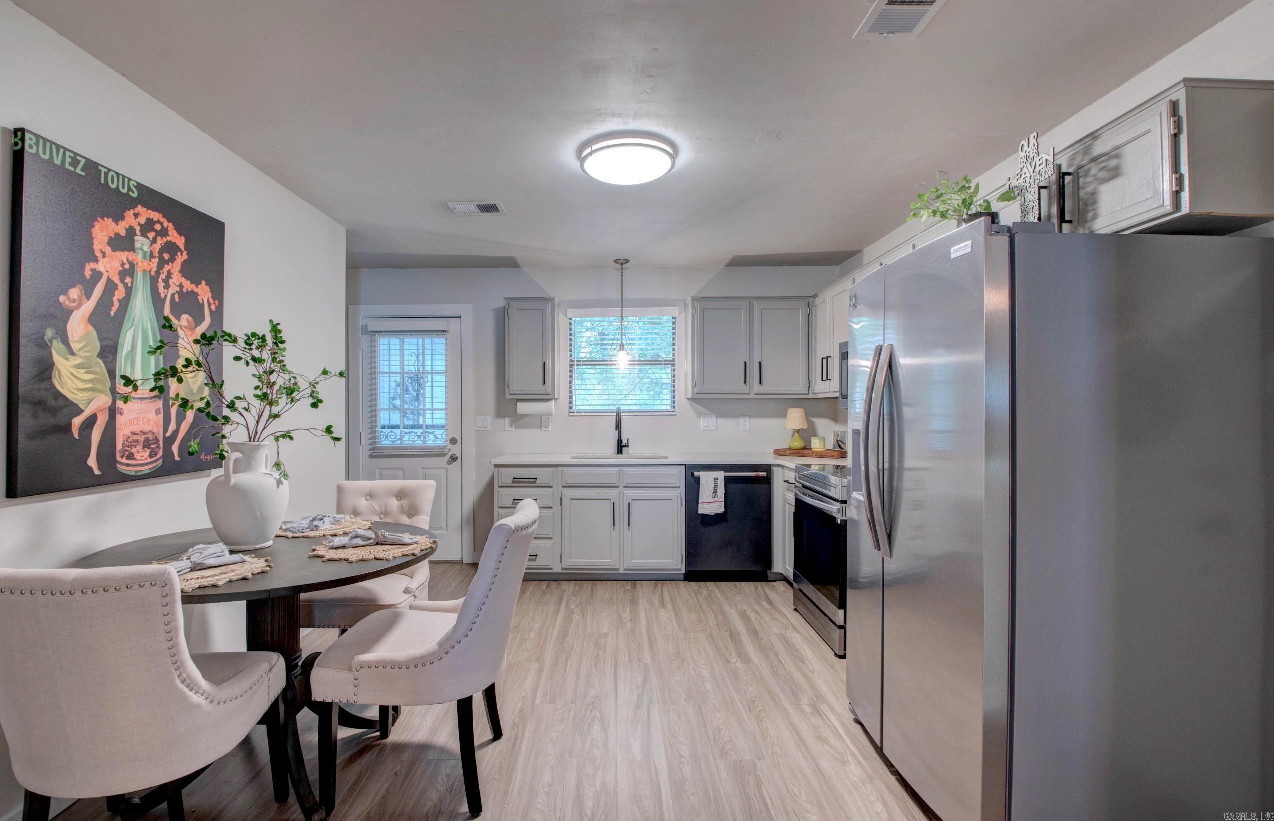 ROLLING OAKS - Residential