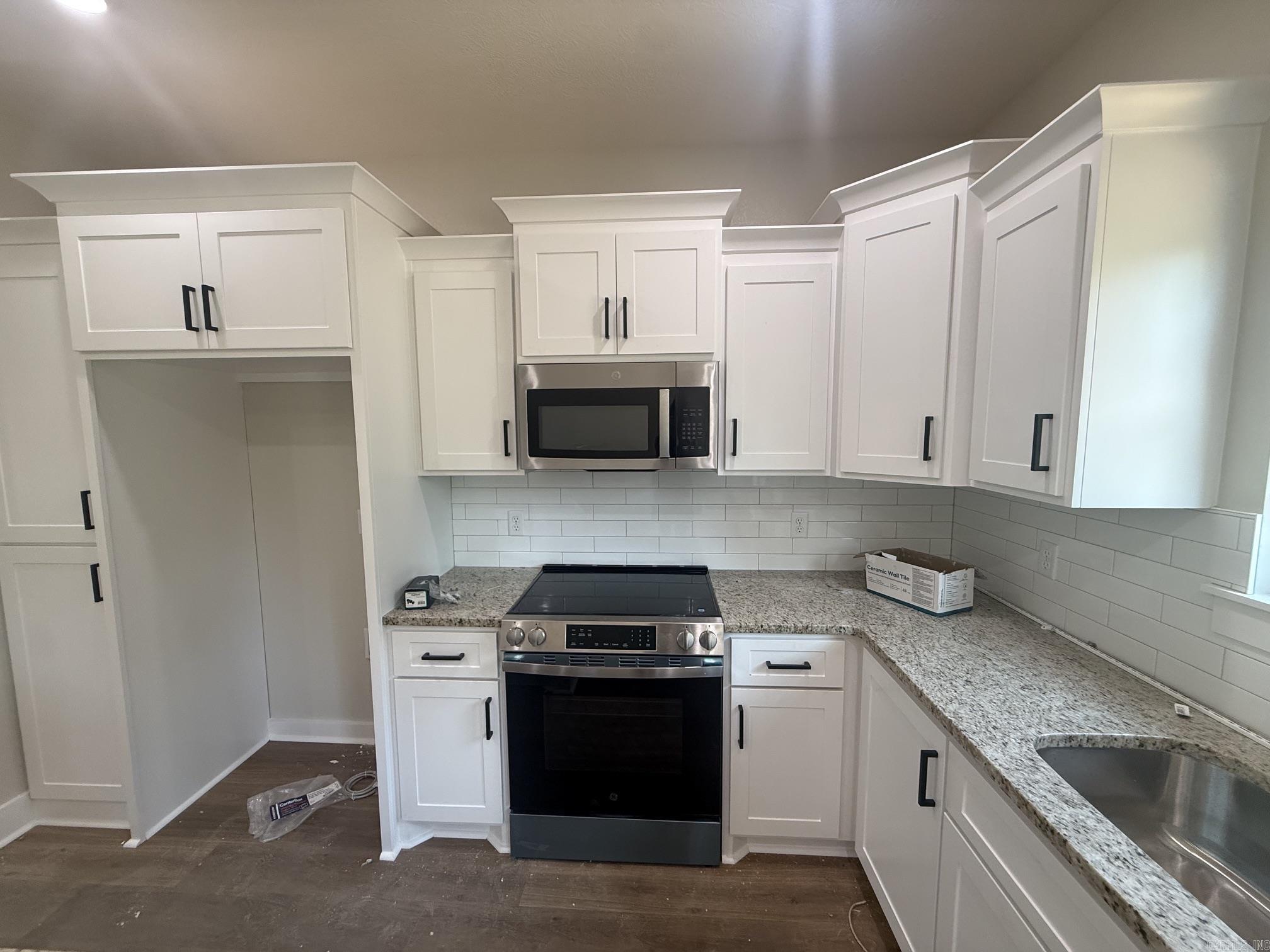 SUMMER WOODS - PHASE 1 - Residential