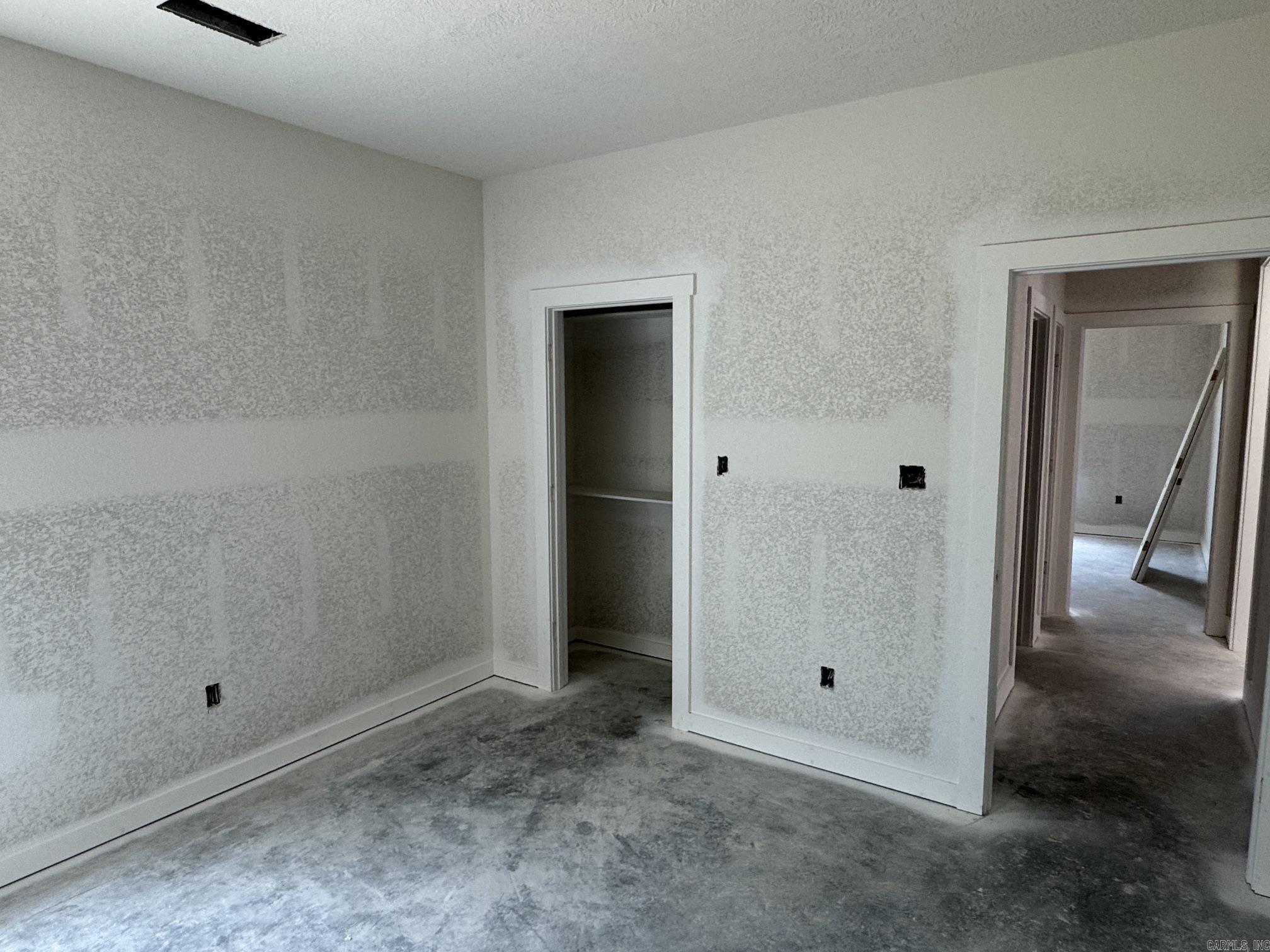 SUMMER WOODS - PHASE 1 - Residential