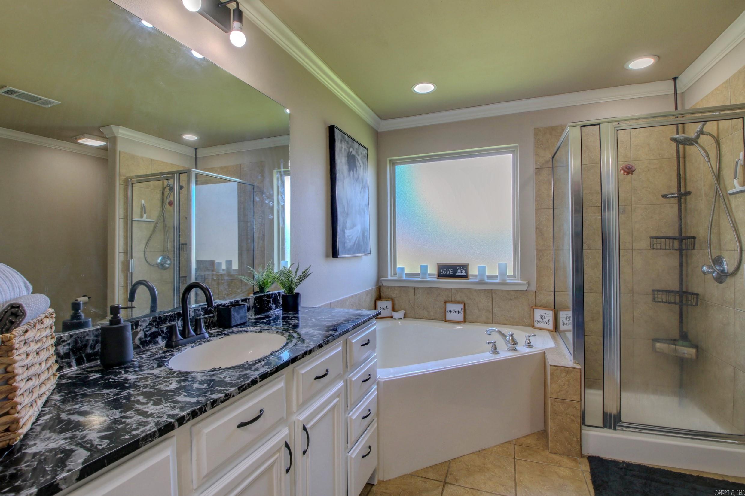 NORTH HAVEN - Residential