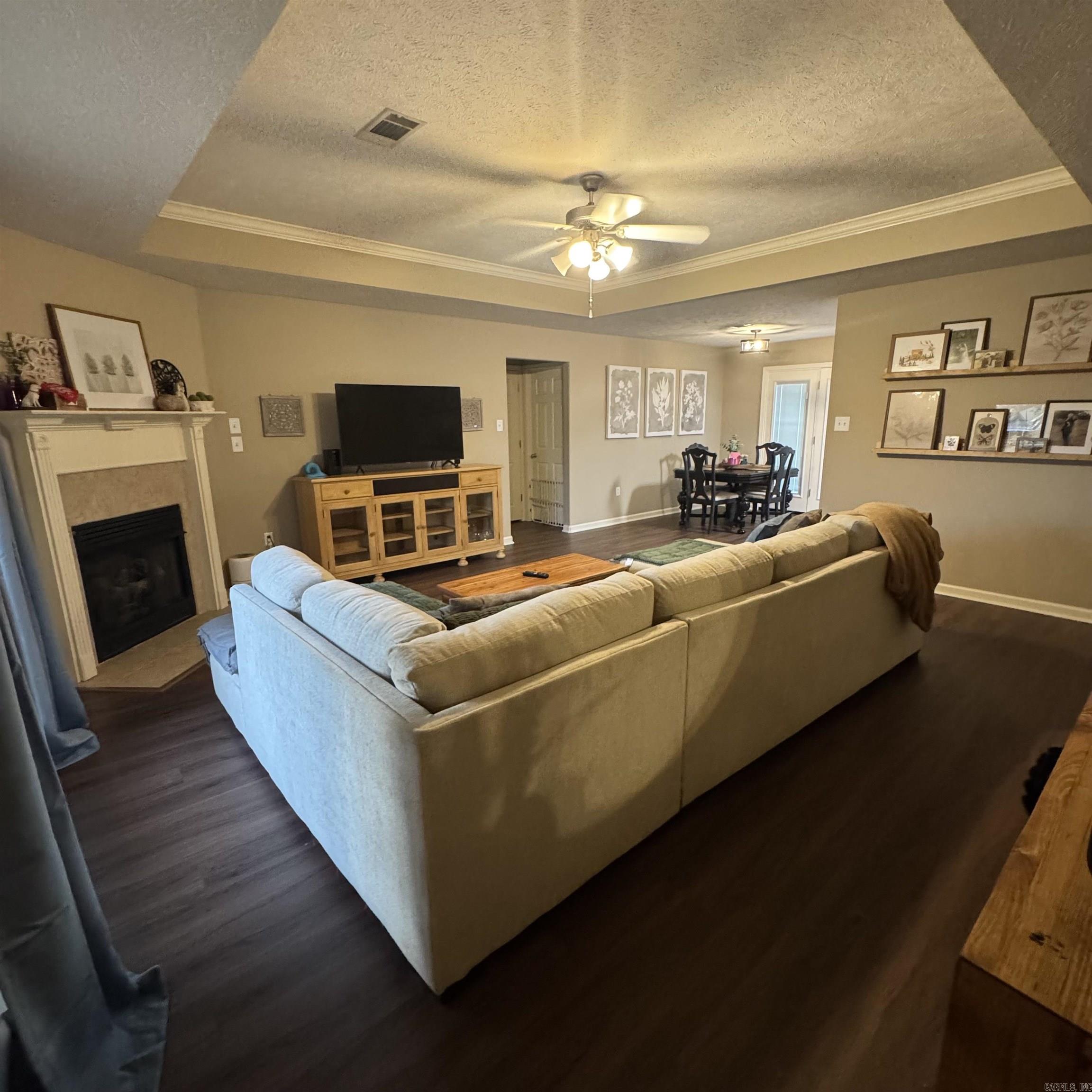 SPRING VALLEY - Residential