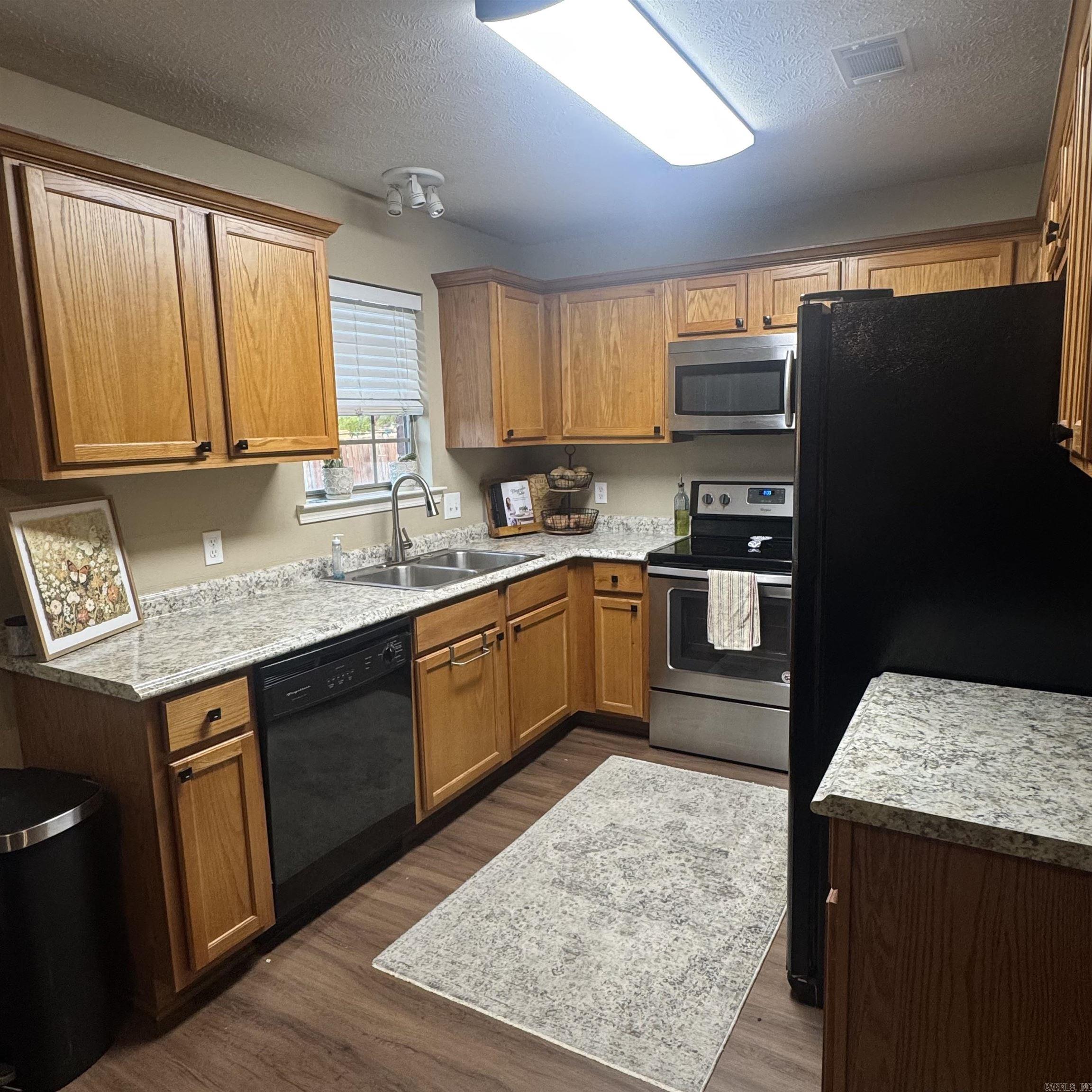 SPRING VALLEY - Residential