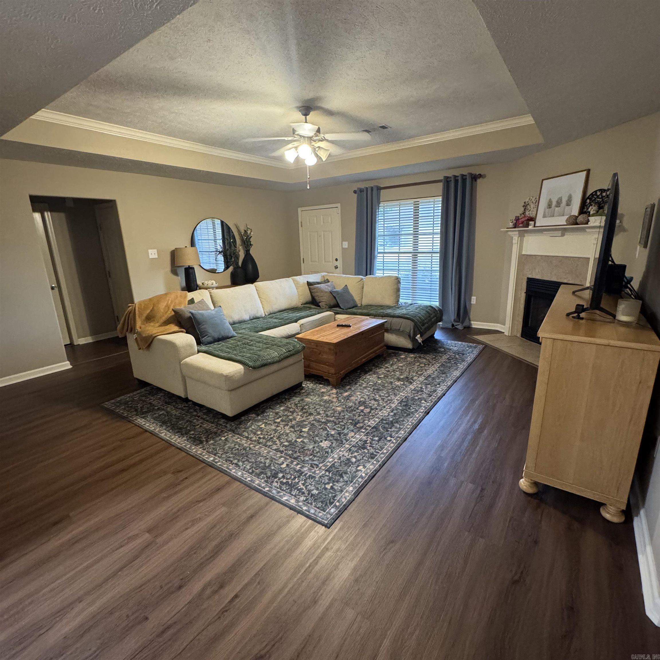 SPRING VALLEY - Residential