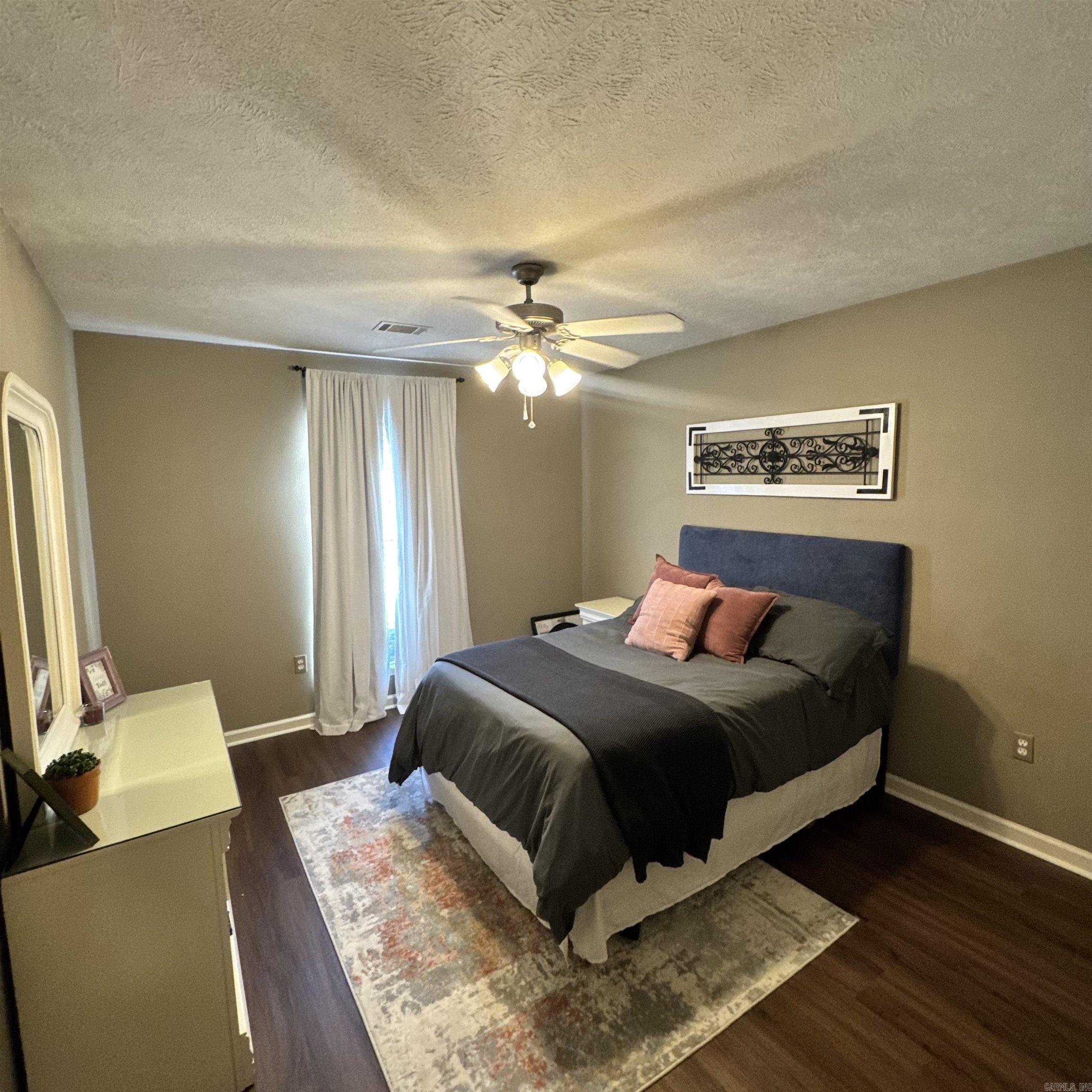 SPRING VALLEY - Residential