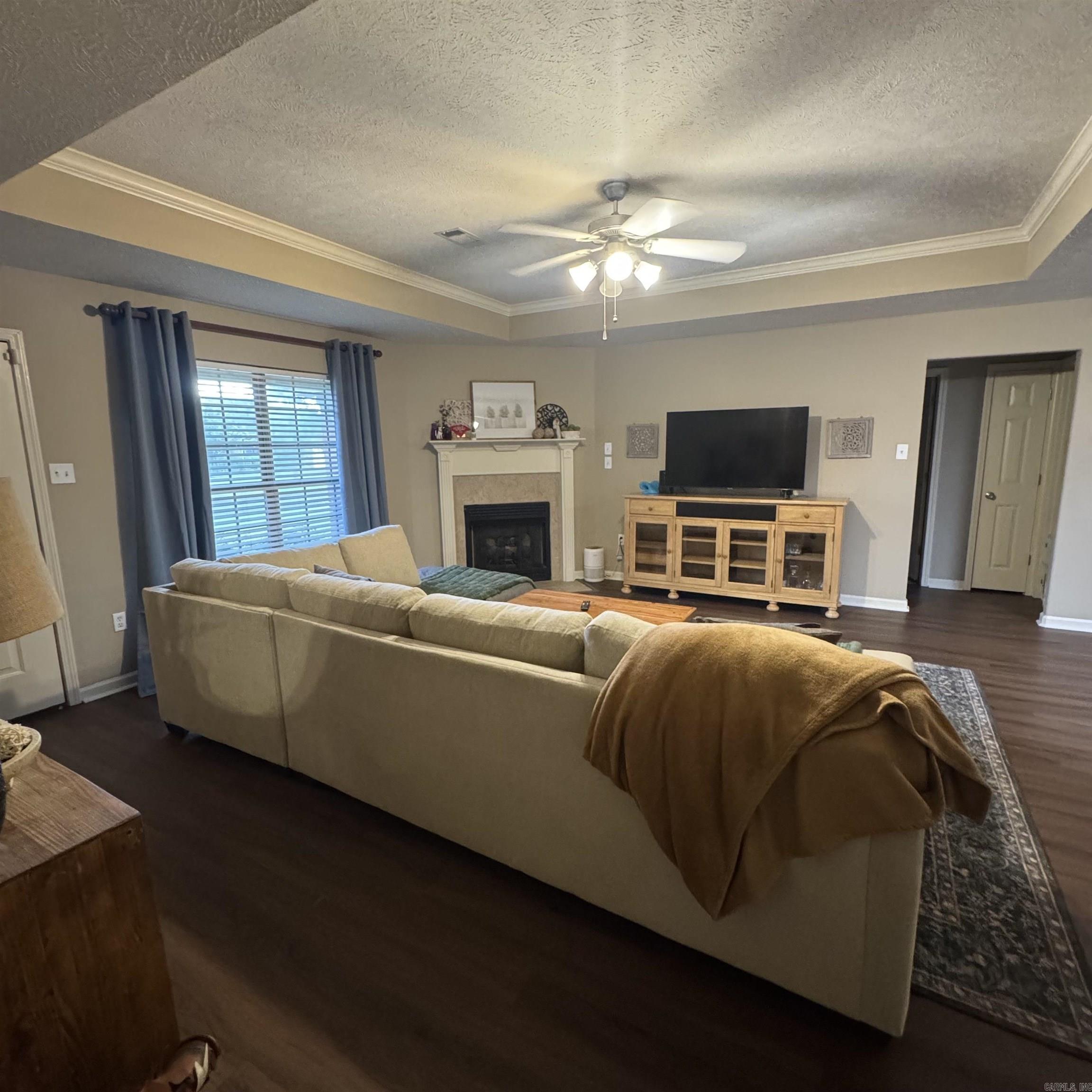 SPRING VALLEY - Residential