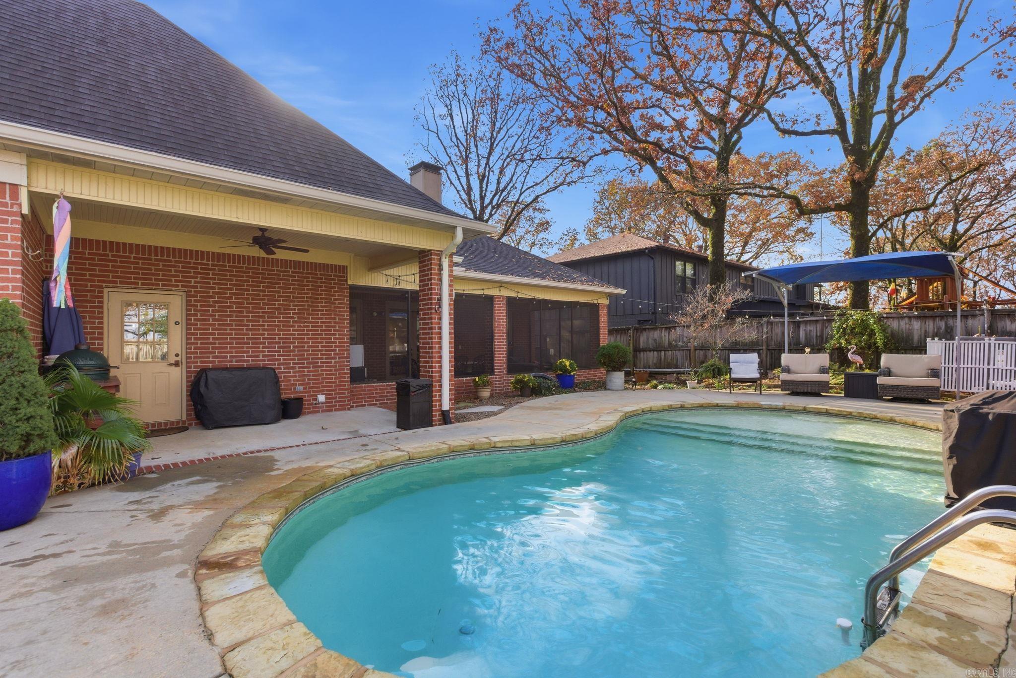 OVERLOOK PARK - Residential