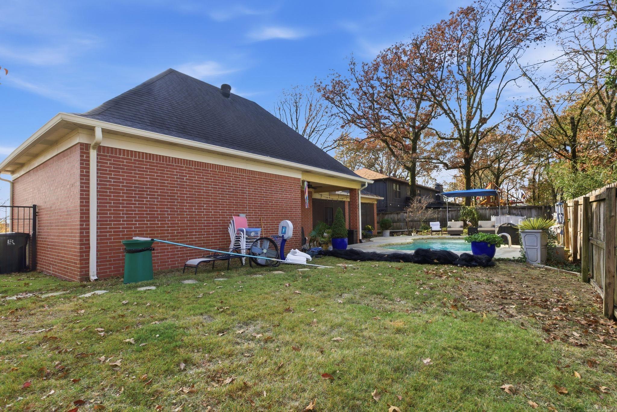 OVERLOOK PARK - Residential