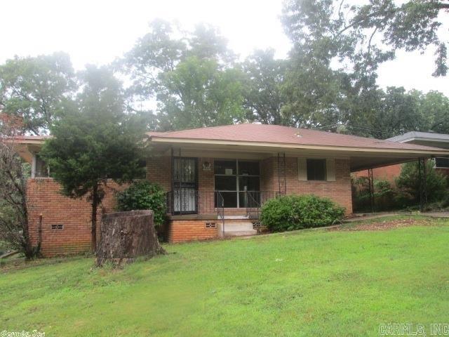 Spacious 3BR/2BA West Little Rock home for rent. Convenient location near Col Glenn Road/Boyle Park