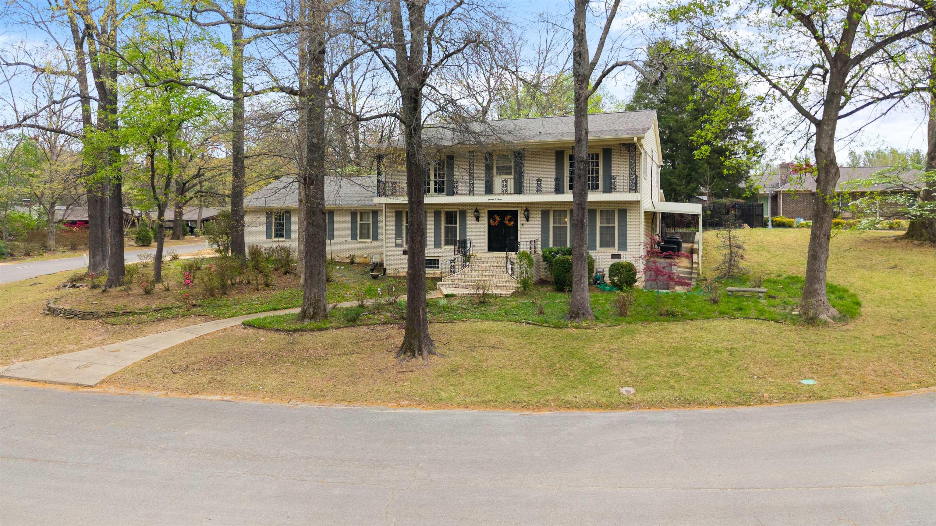 Parkers Woodland Hills 5 - Residential