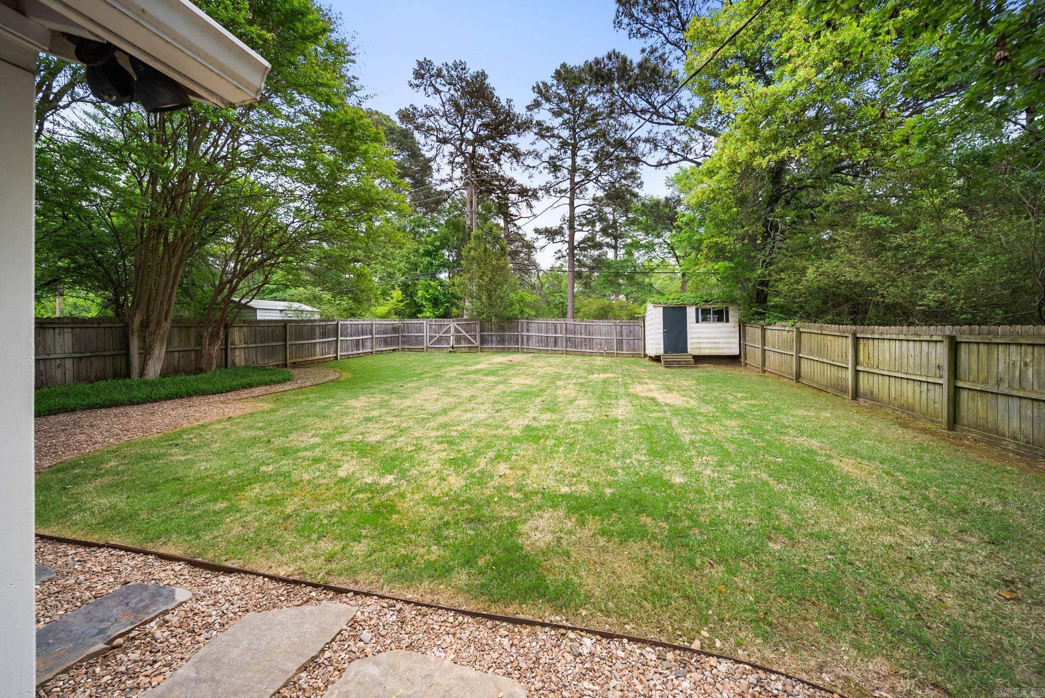 KINGWOOD PLACE - Residential