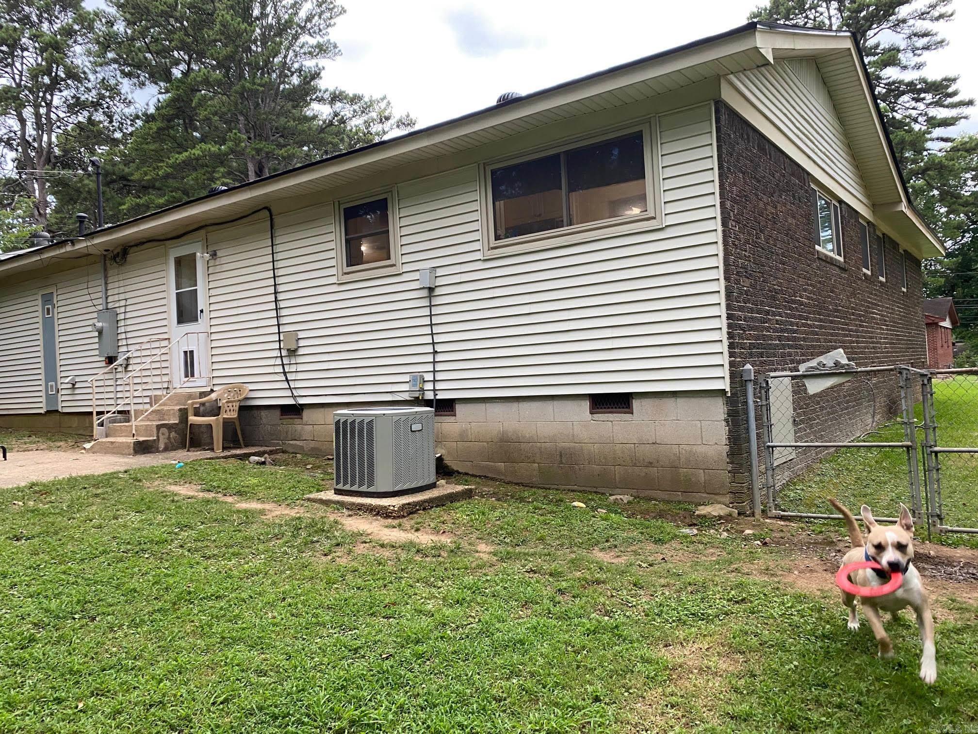 TWIN LAKES - Residential