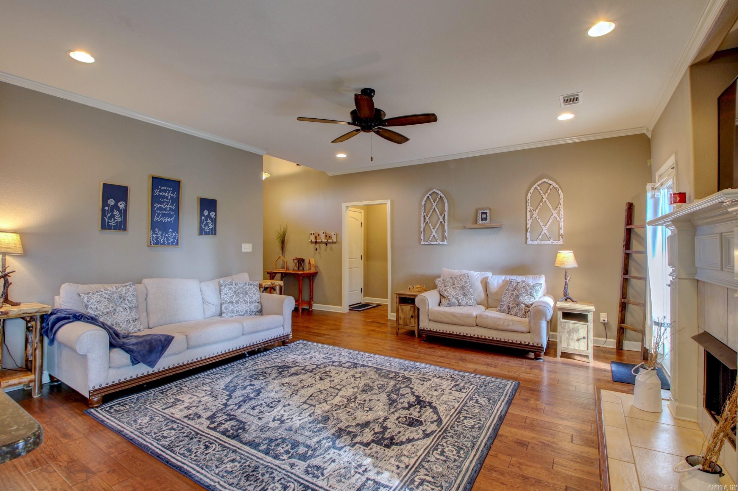 BASE MEADOWS ADDN - Residential