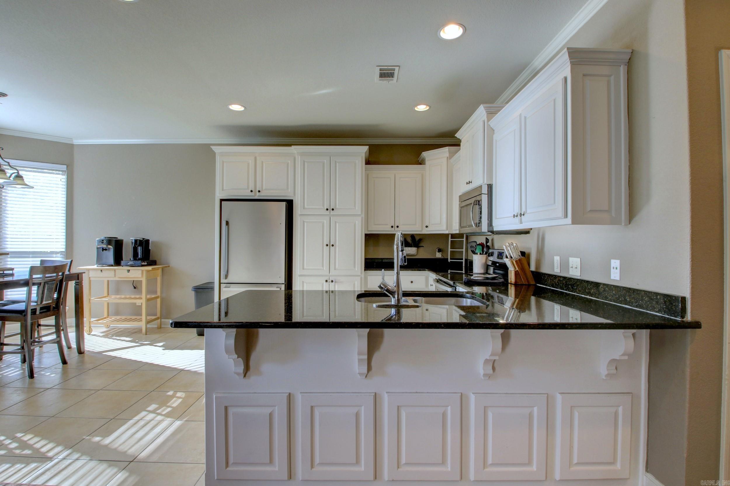 BASE MEADOWS ADDN - Residential