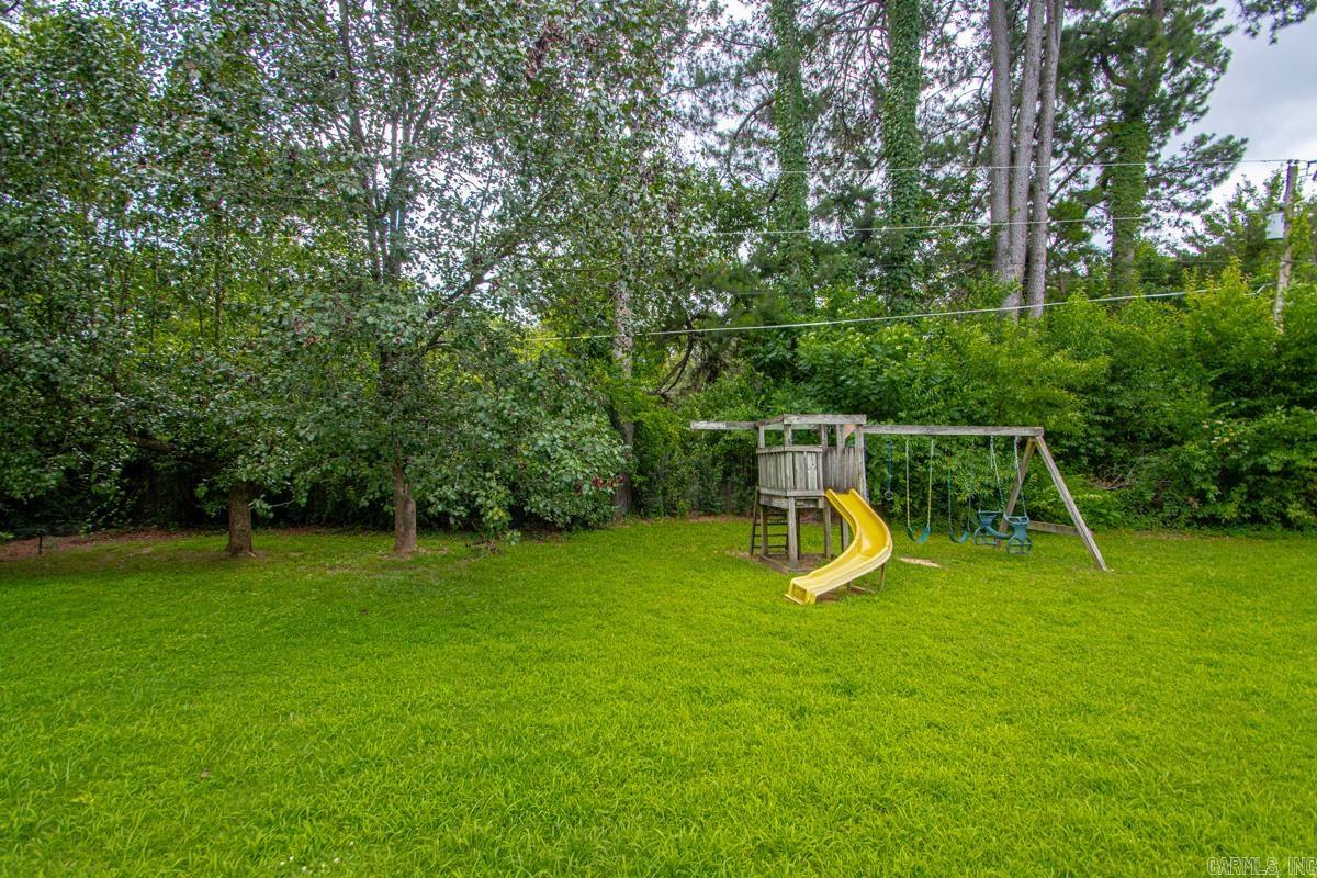 PINE FOREST - Residential