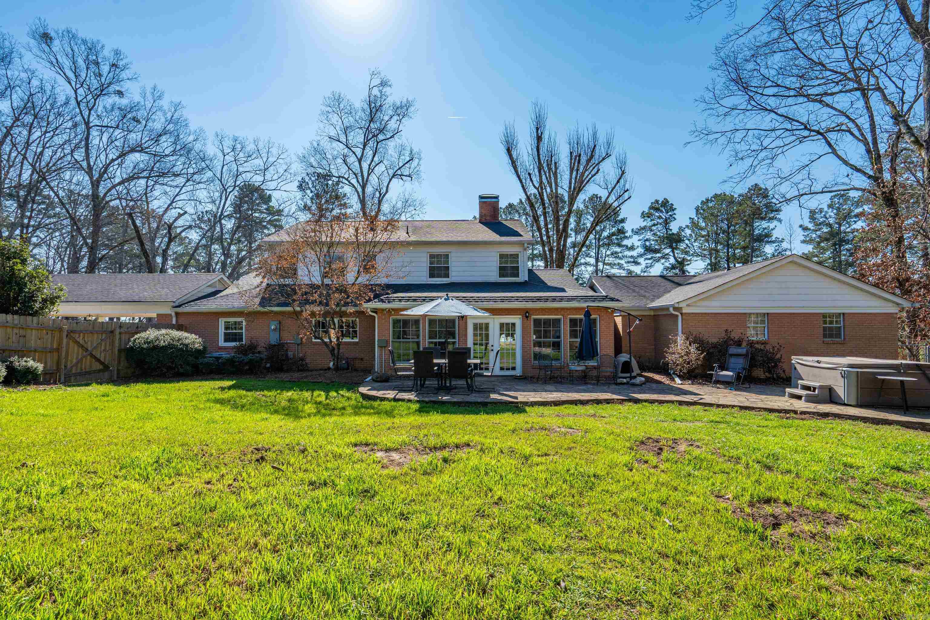 COUNTRY CLUB HEIGHTS ADDN - Residential