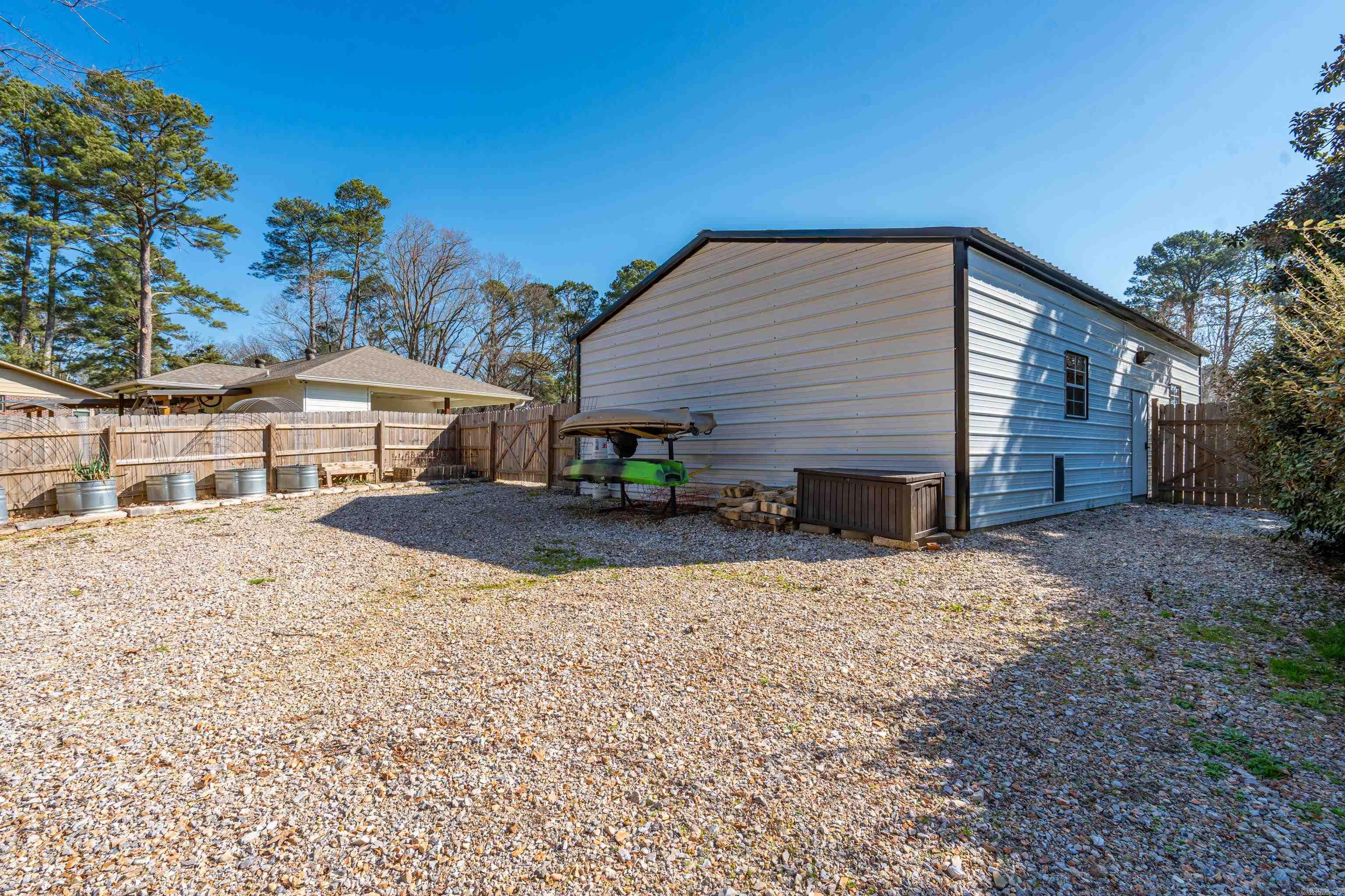COUNTRY CLUB HEIGHTS ADDN - Residential