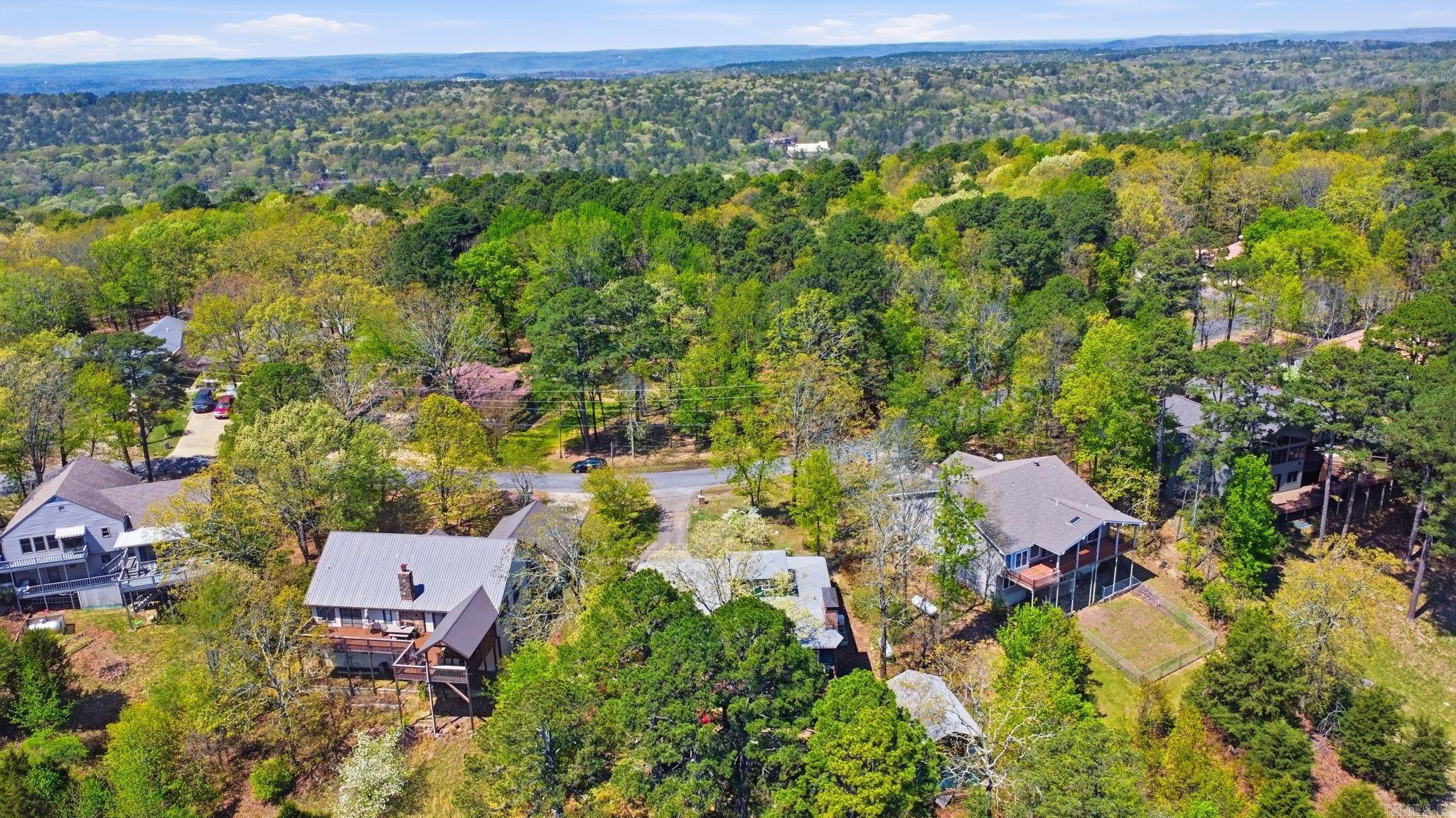 INDIAN HILLS - Residential