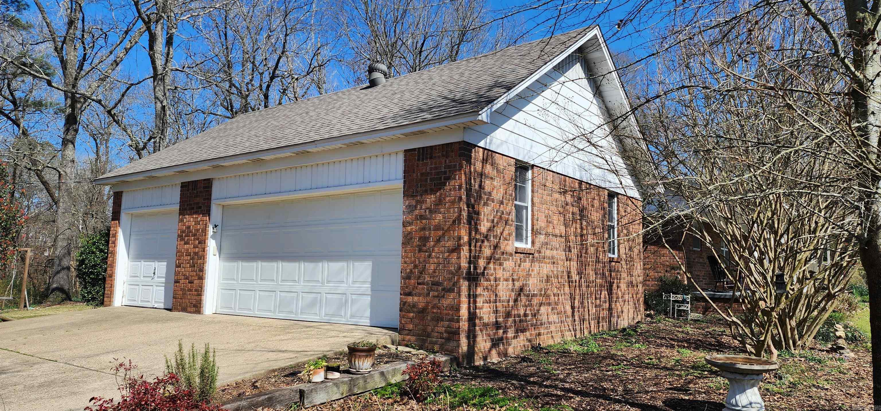BROWNWOOD - Residential