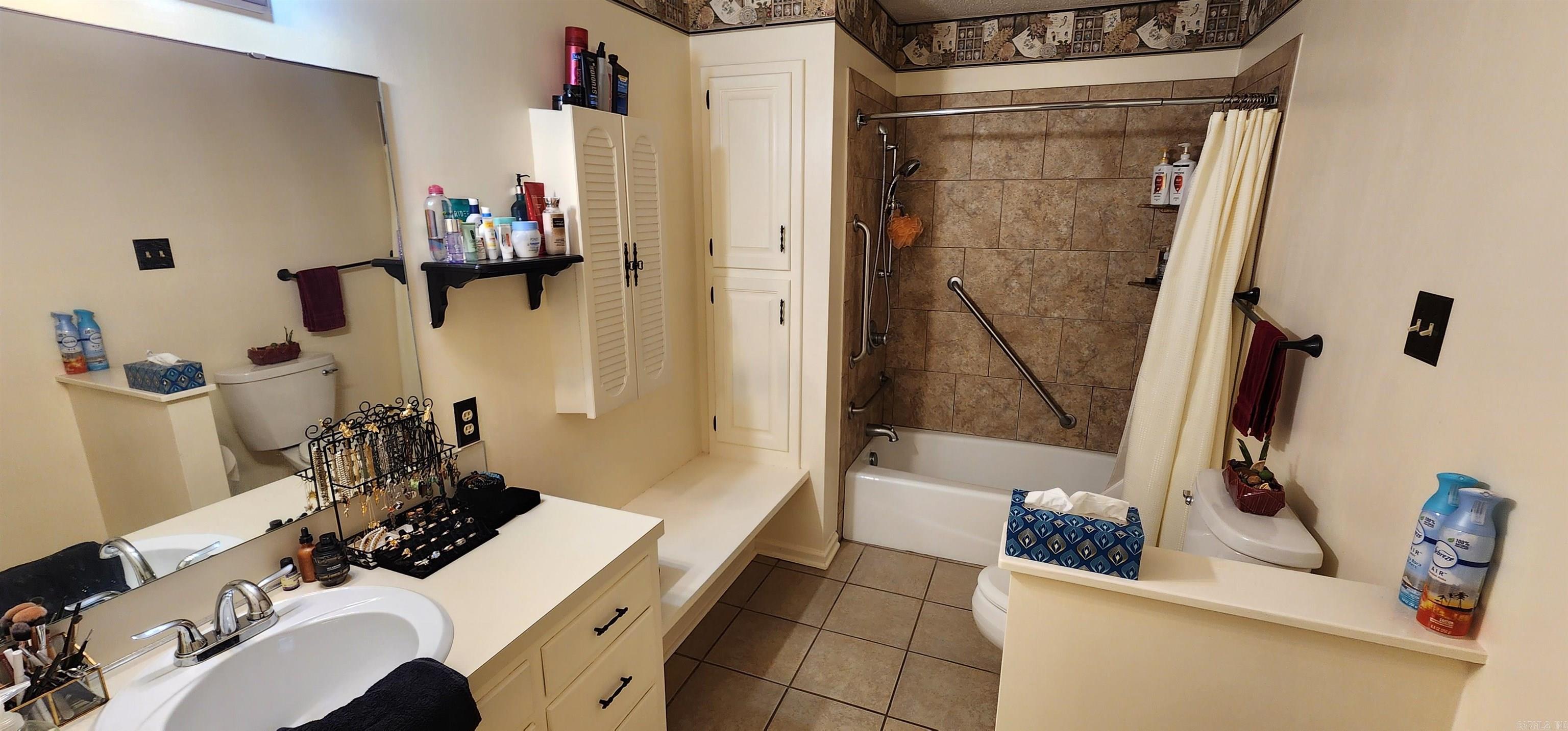 BROWNWOOD - Residential