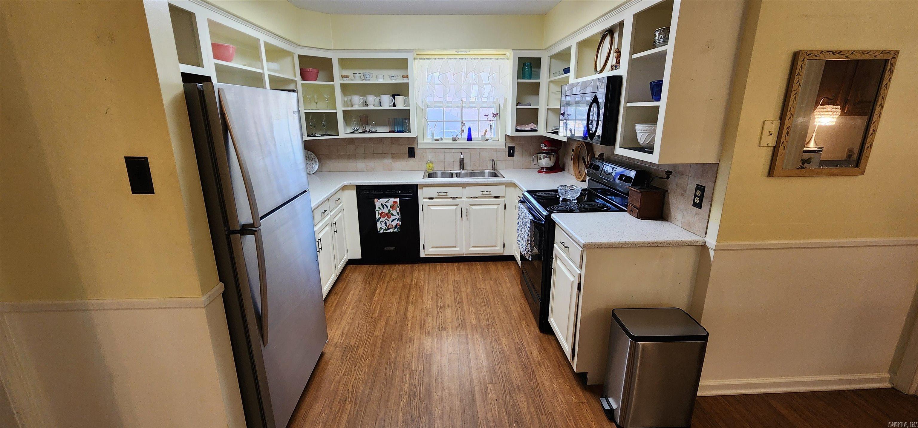 BROWNWOOD - Residential