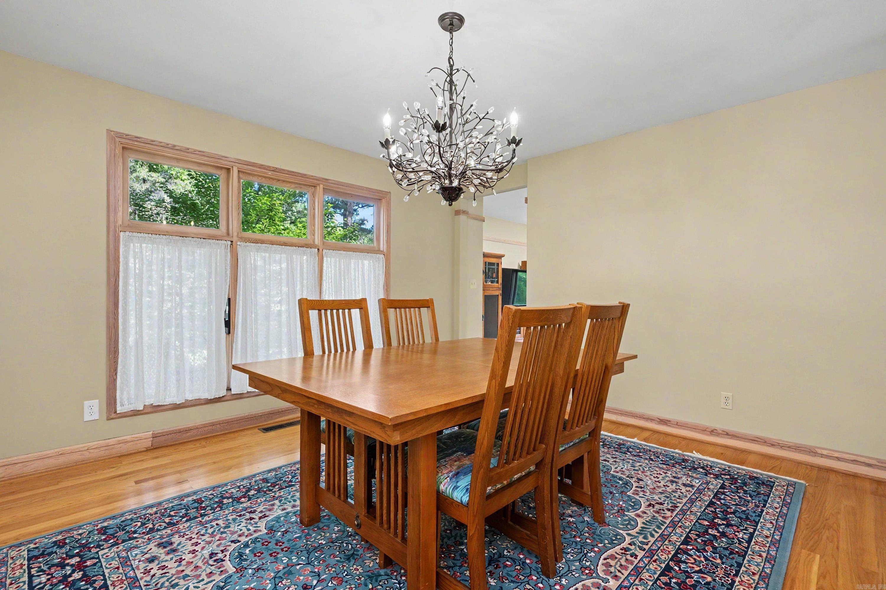 DOYLES PLACE - Residential