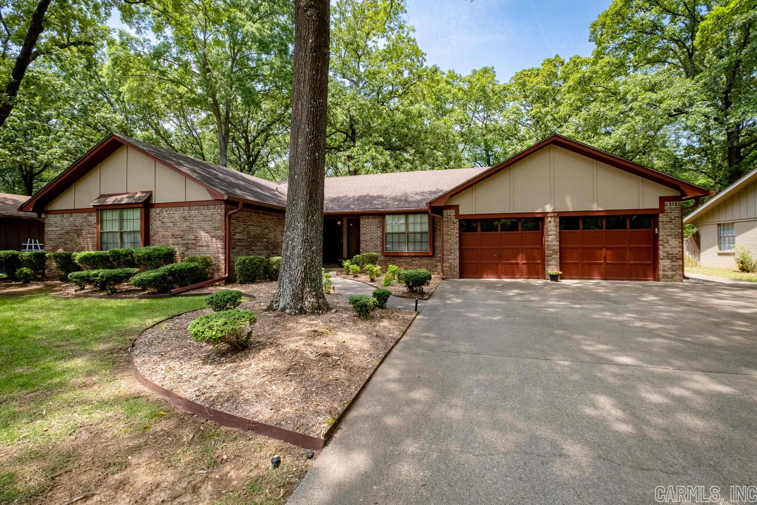 This 1979 ranch style home is move-in ready.  Located in an established neighborhood with mature trees this 3 bedroom, 2 ½ bathroom home has a sun/bonus room, eat-in kitchen, and a beautifully maintained backyard with storage shed for garden tools and mower.  This home has ample storage, has been lovingly taken care of, and is ready for you to add your personal touch.