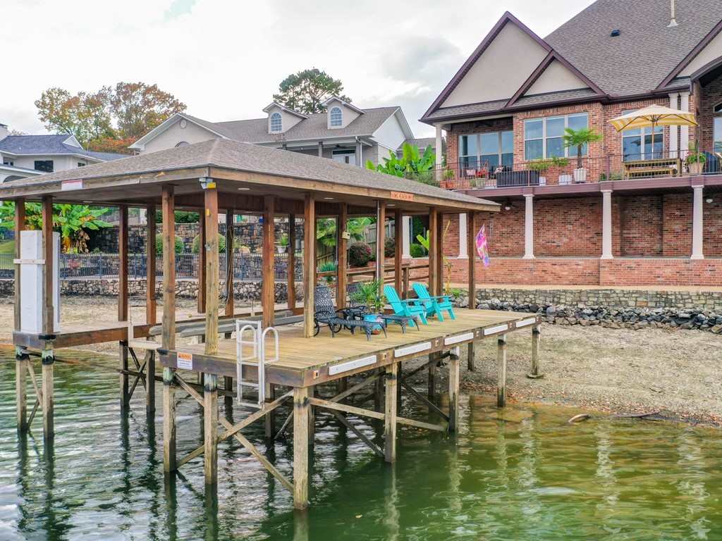 Sparling Point - Residential
