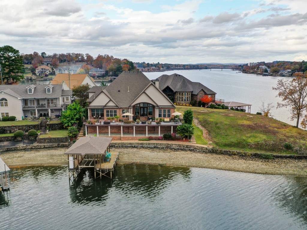 Sparling Point - Residential