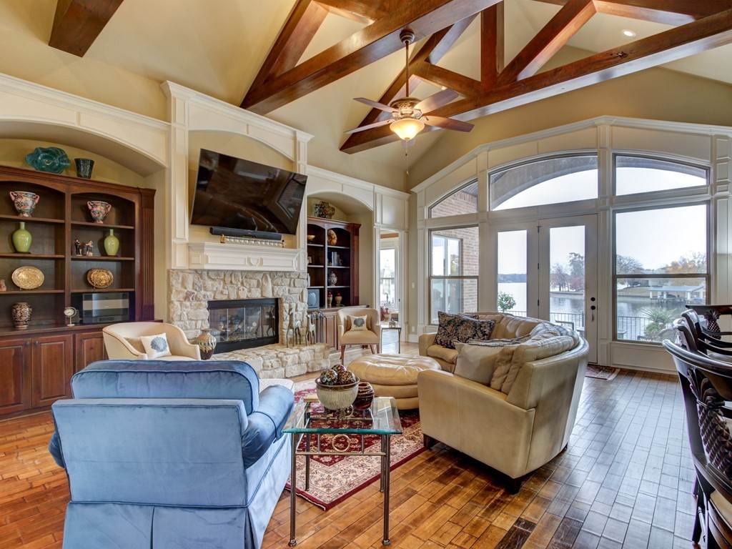 Sparling Point - Residential