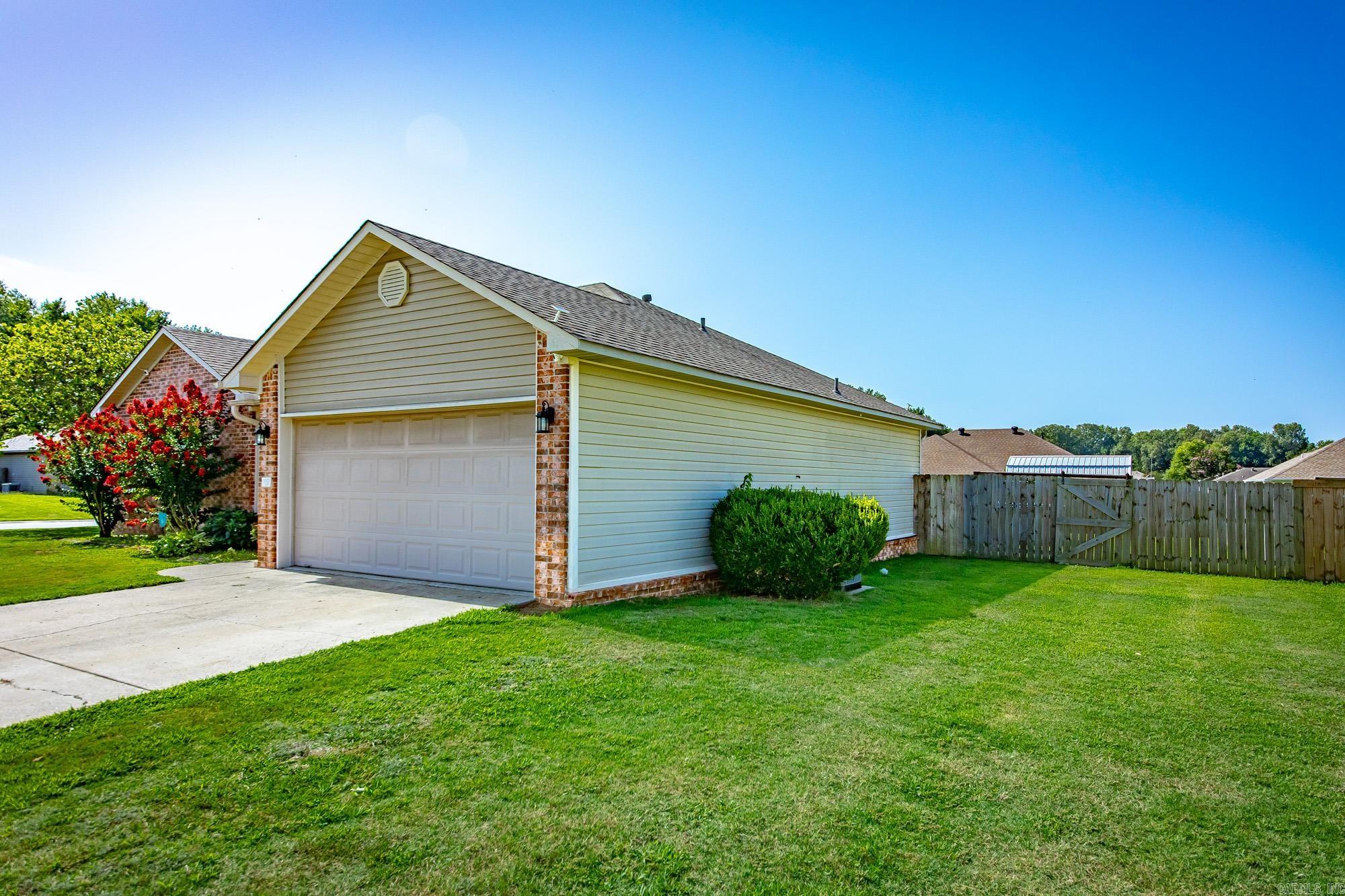 QUAPAW ESTATES - Residential