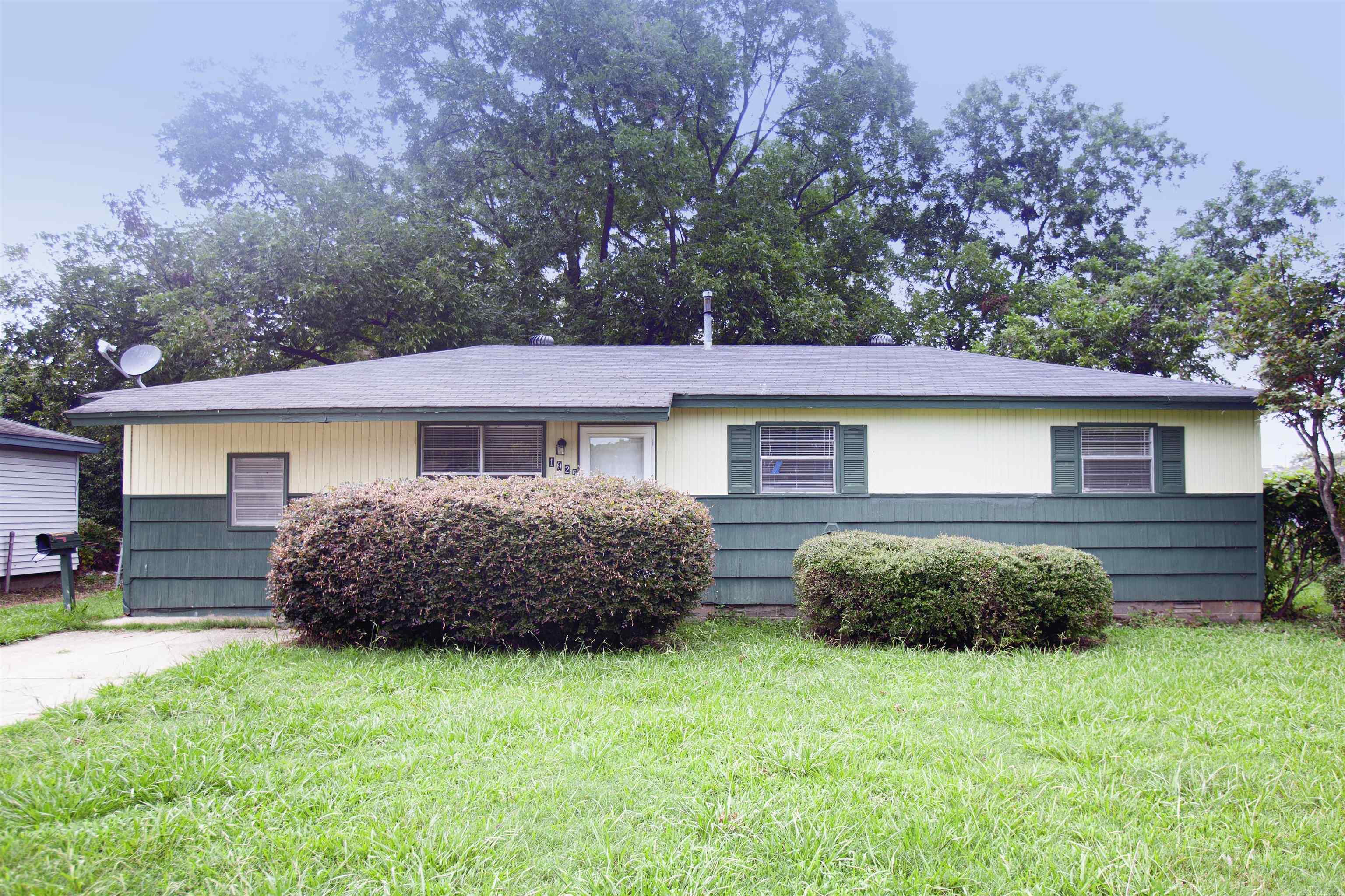 Cute 4BR home in North Little Rock. Plenty of yard space with a partially fenced yard. Great screened in back porch that is perfect for enjoying breezy Arkansas days. The lease for this property is for 2 years with a 3% increase after the first year. Income has to be 3x the amount of rent unless you have a housing voucher.   **ALL PROPERTIES MAY NOT BE MOVE-IN READY*