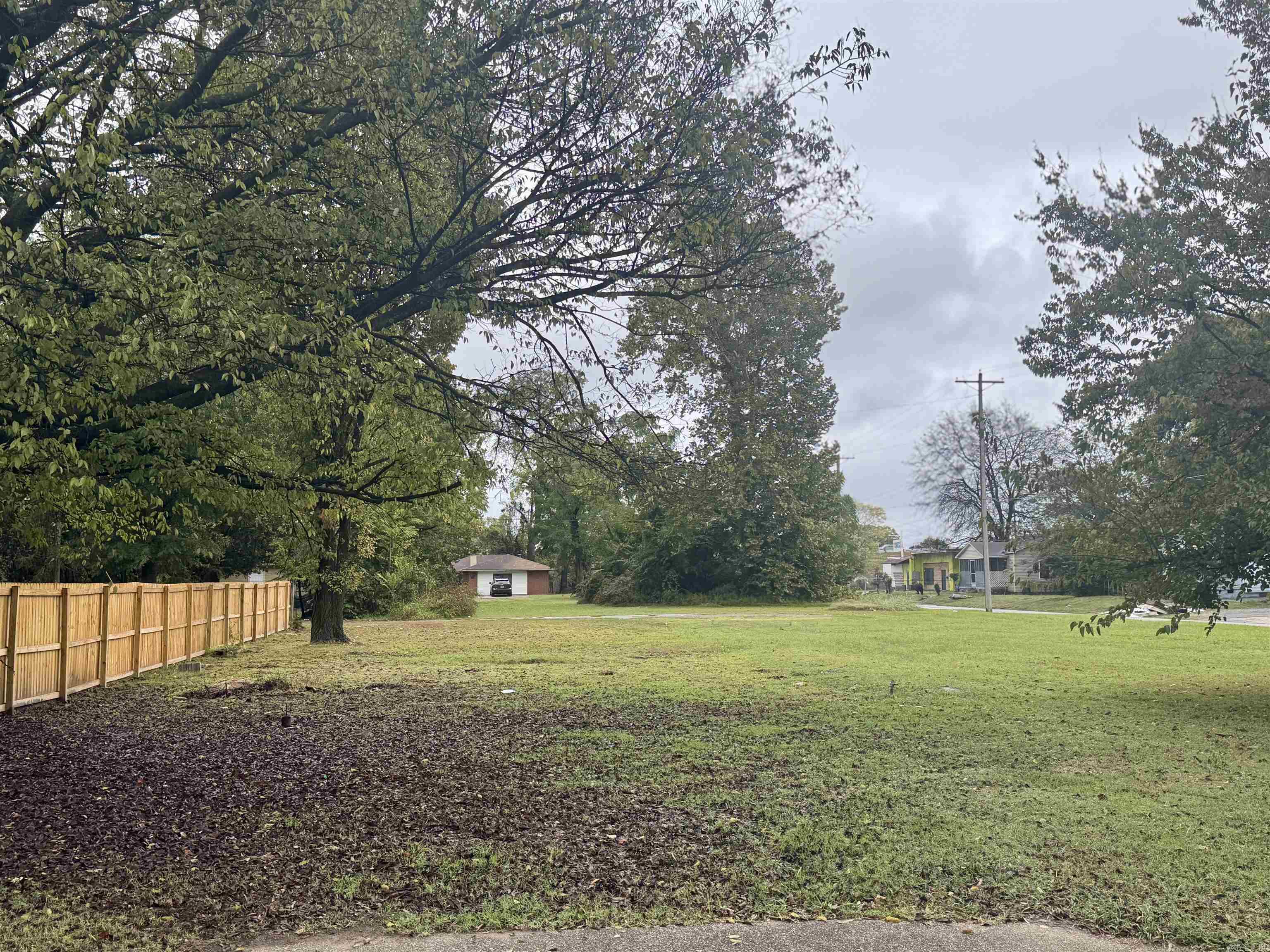 Build your dream home on this fantastic vacant lot in an up-and-coming neighborhood near the Argenta area. Just blocks away from the new fire station that will be soon finished. Only a few miles to restaurants, shopping, and the trolley that will take you to the Little Rock downtown area to more restaurants and shops, all just a short distance over Main street overpass. Don’t miss this opportunity to invest in a growing community and create the perfect home.
