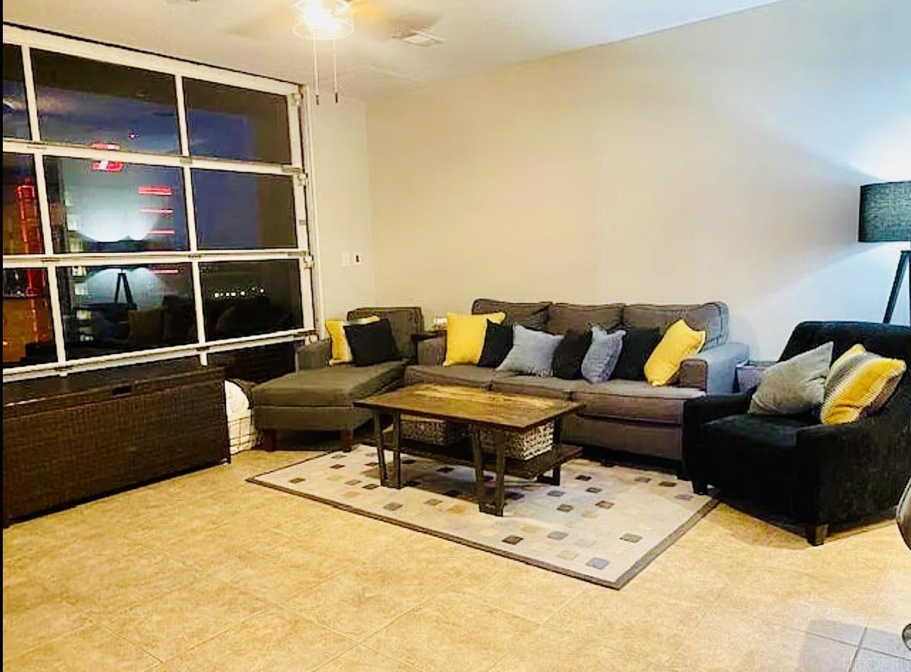 Arkansas Capitol Commerce Center - Residential Lease