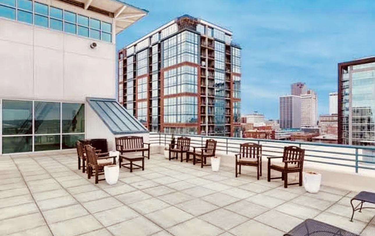 Arkansas Capitol Commerce Center - Residential Lease