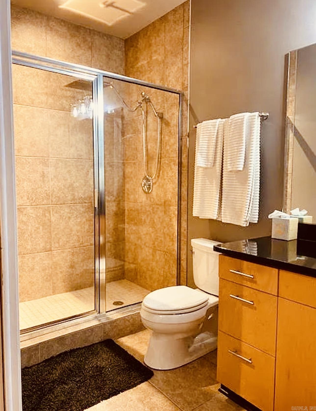 Arkansas Capitol Commerce Center - Residential Lease