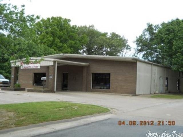 Searcy Outlots - Commercial Lease