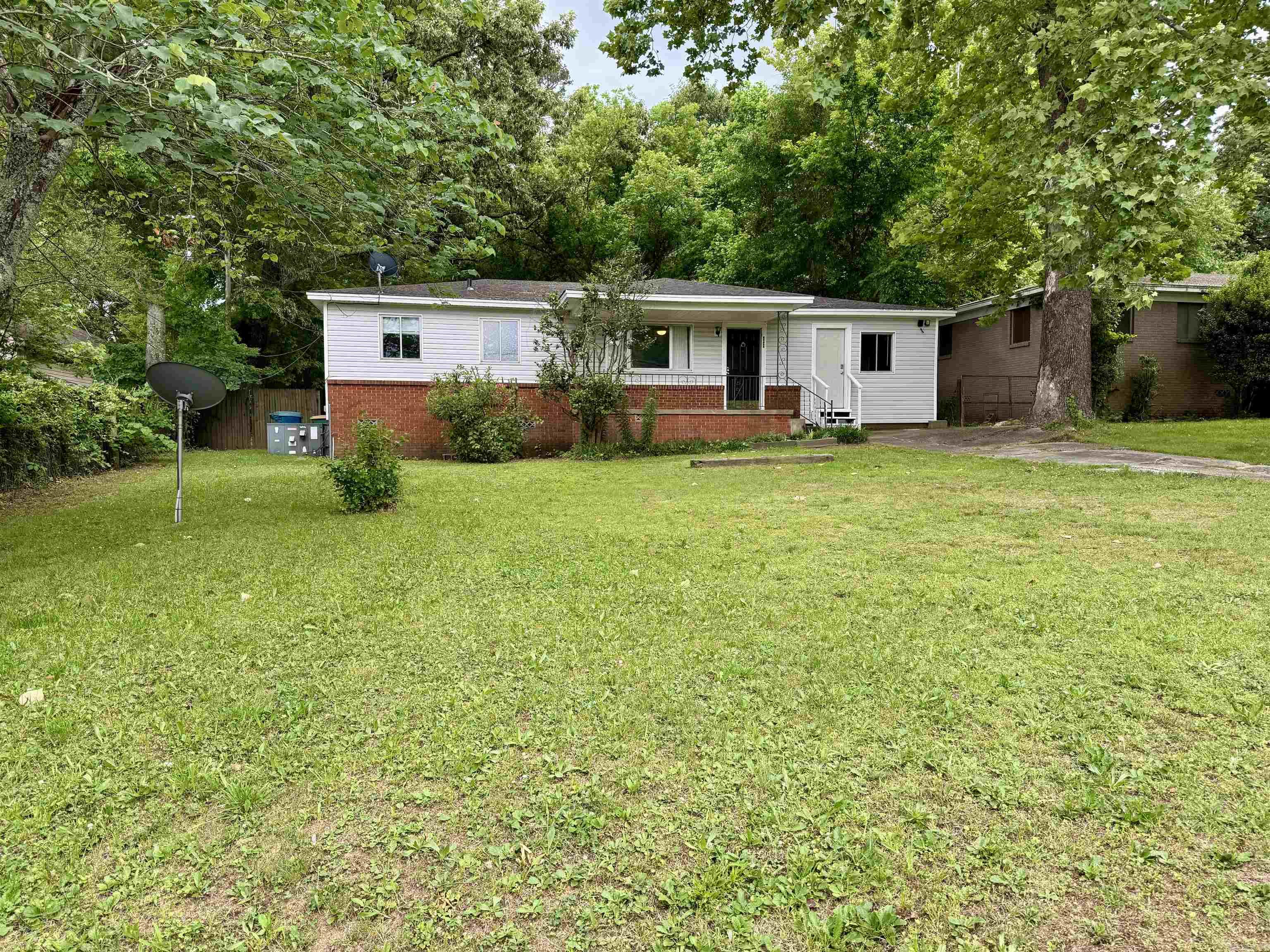 Welcome to this adorable 3-bedroom 2 bath home that sits on a half-acre partially fenced lot.  Great location close to shopping and schools.  The 3rd bedroom/bonus room with large storage closet that was once used as a hair salon with so much potential.  Will make a great starter home or investment property.  You don't want to miss this!