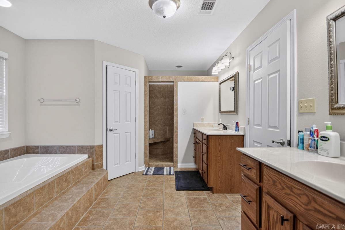 RIVERVIEW ESTATES - Residential