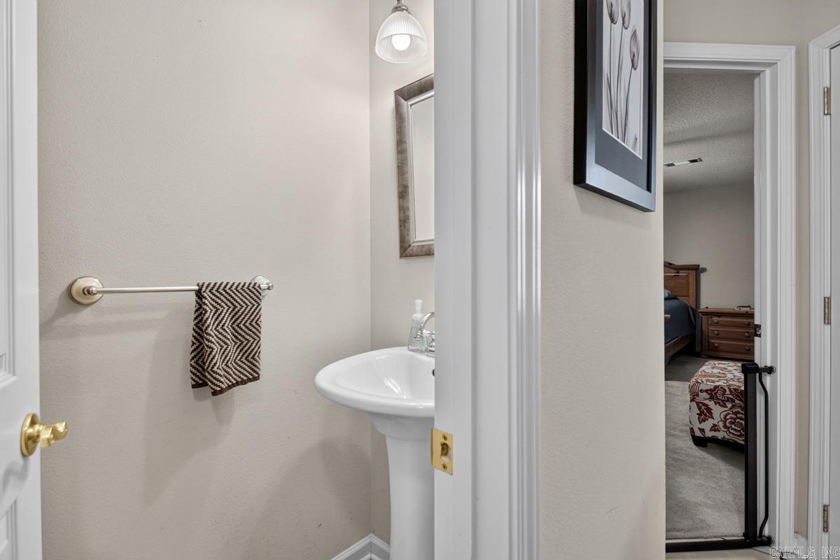 RIVERVIEW ESTATES - Residential