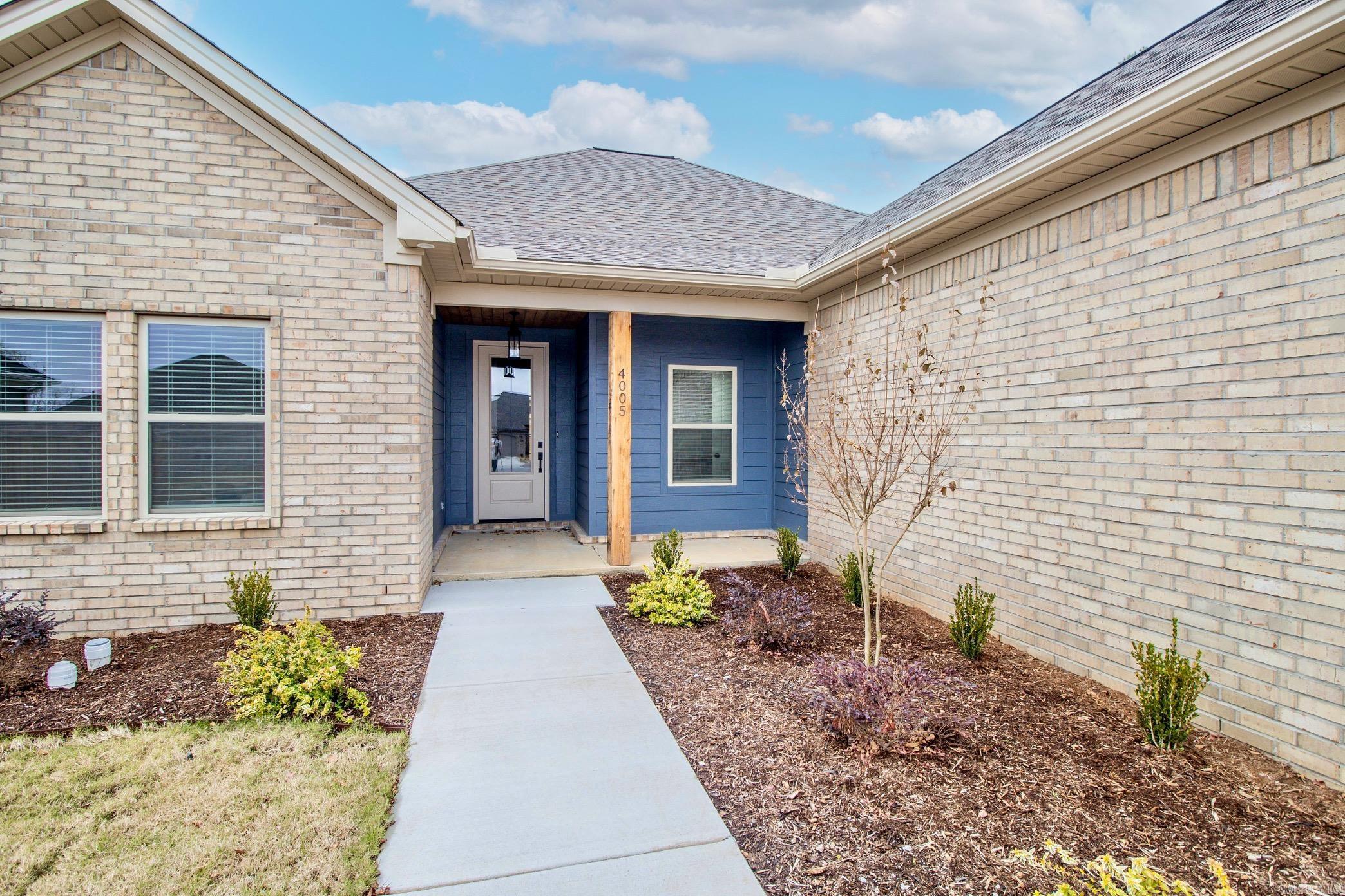 SPENCER CROSSING LLC - Residential