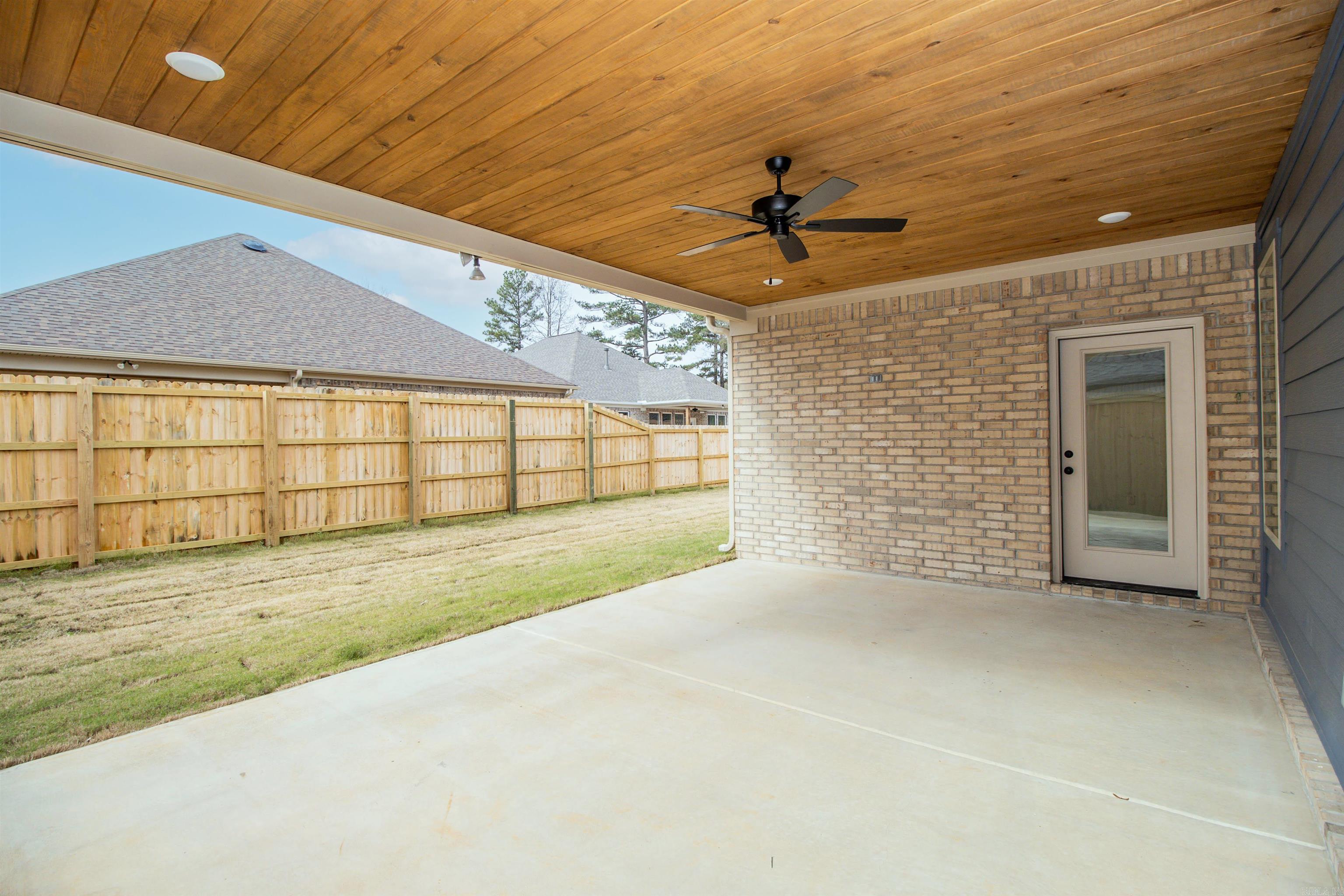 SPENCER CROSSING LLC - Residential