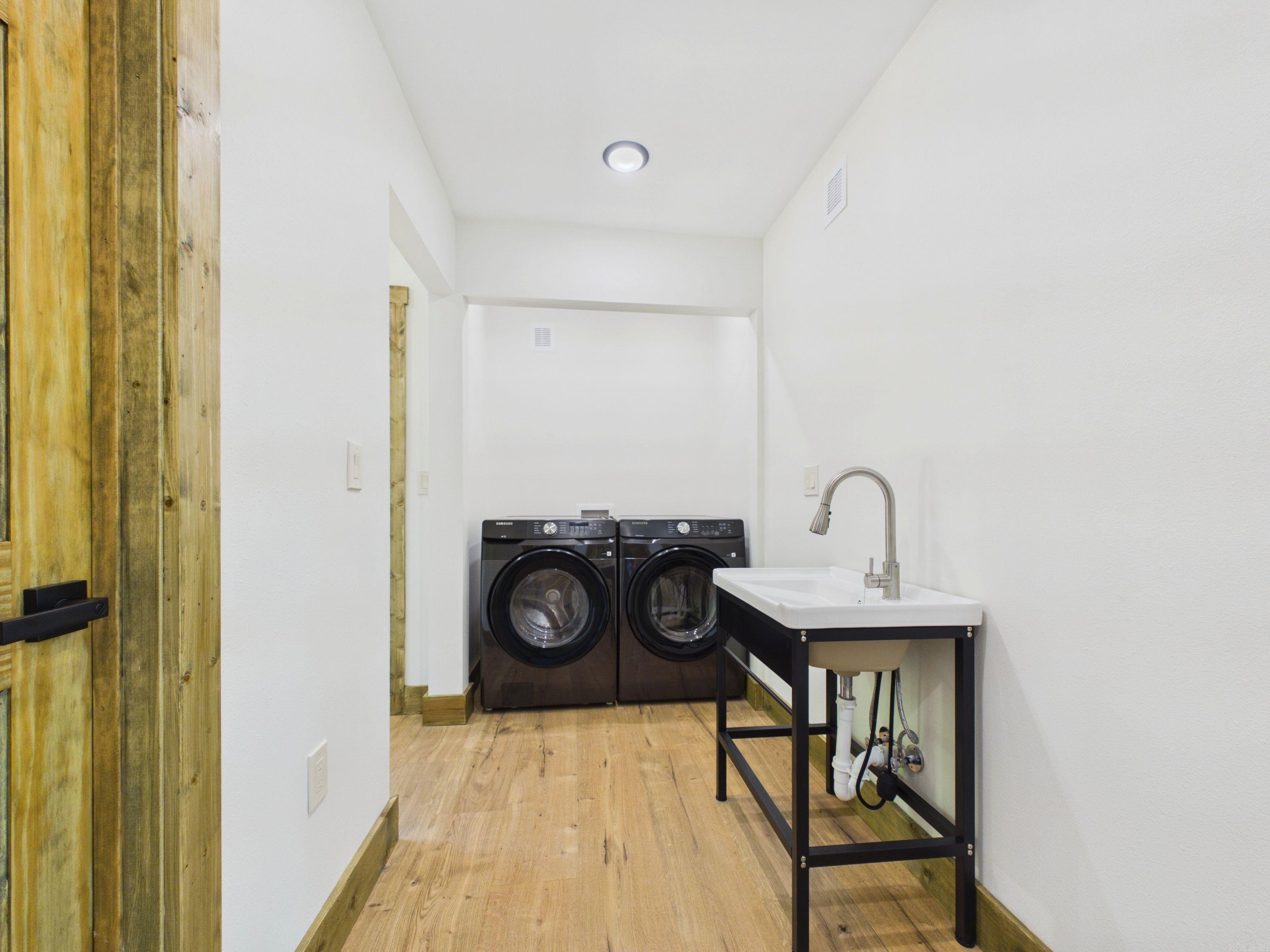 COLLIETOWN SUB - Residential