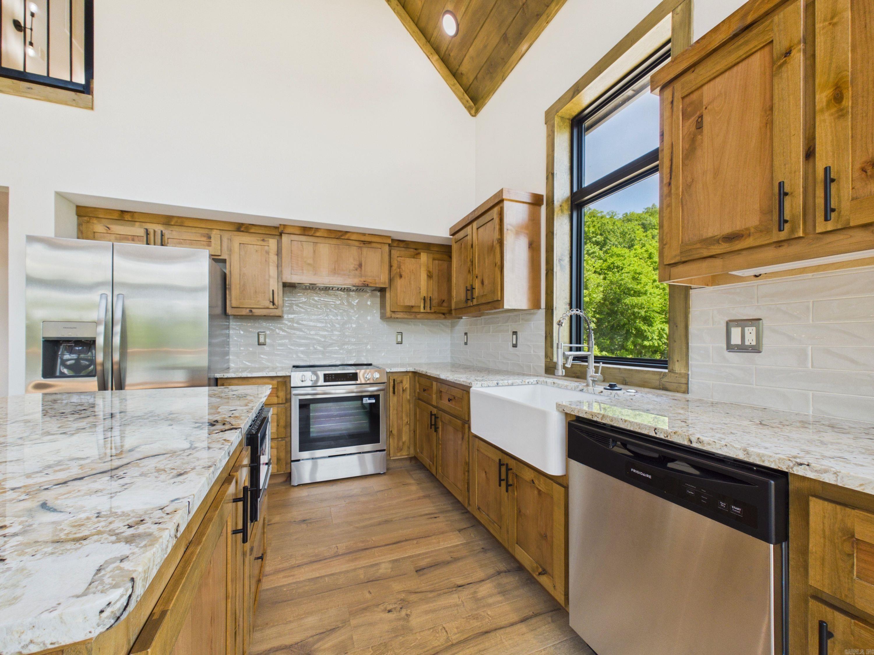 COLLIETOWN SUB - Residential