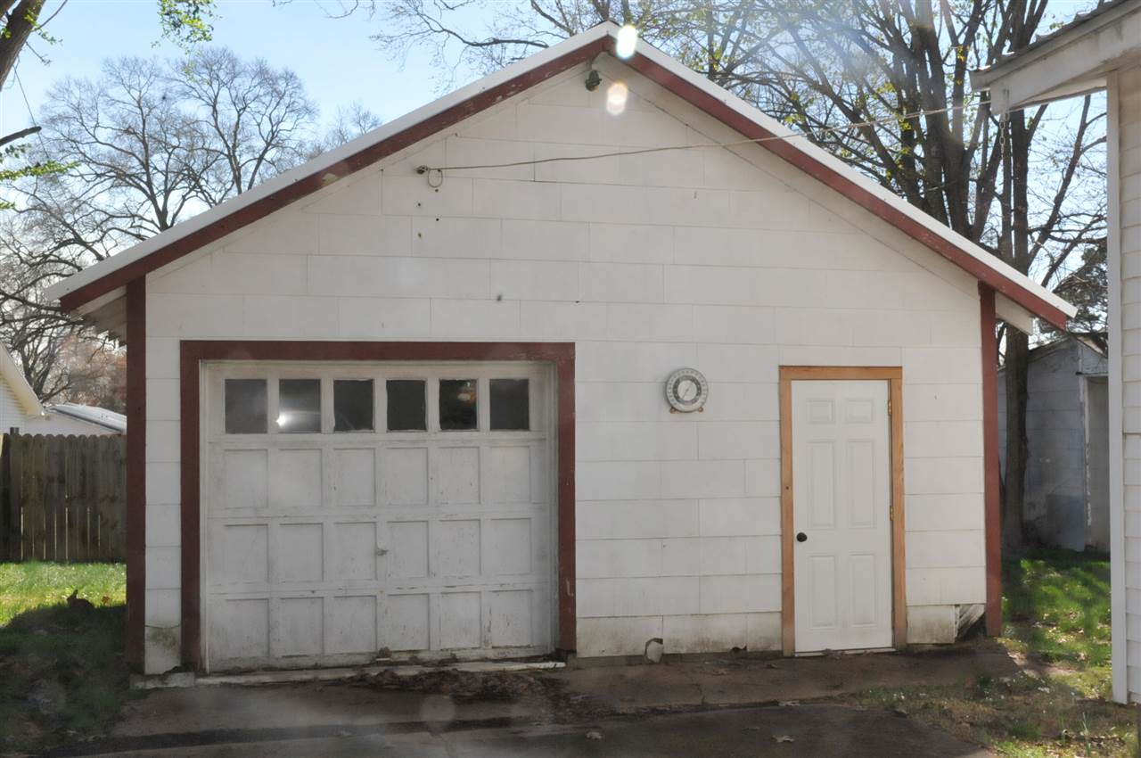 BAKER S/D JONES ADD - Residential