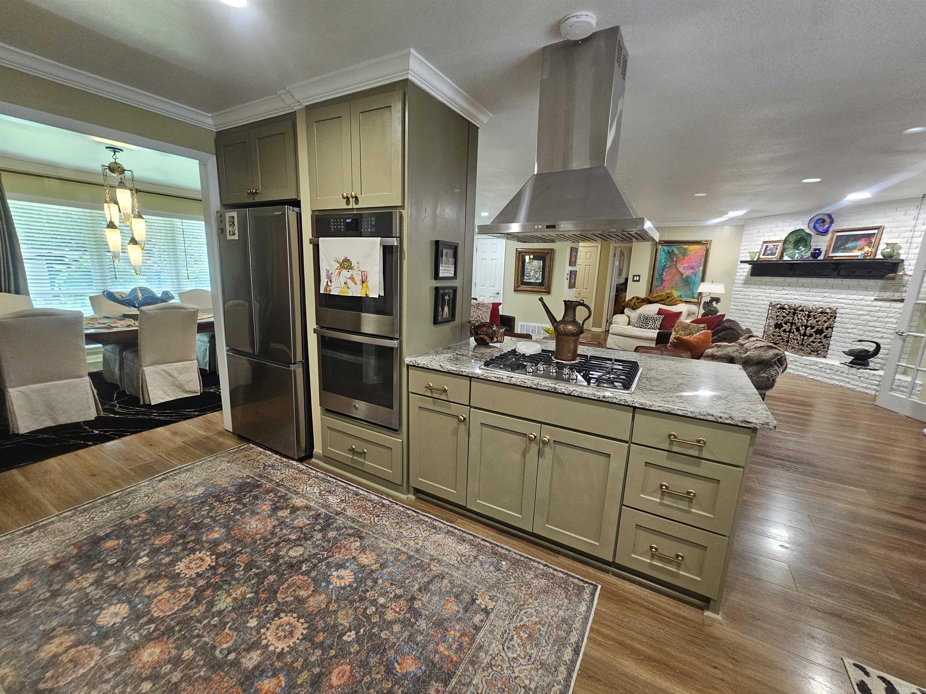 INDIAN HILLS - Residential