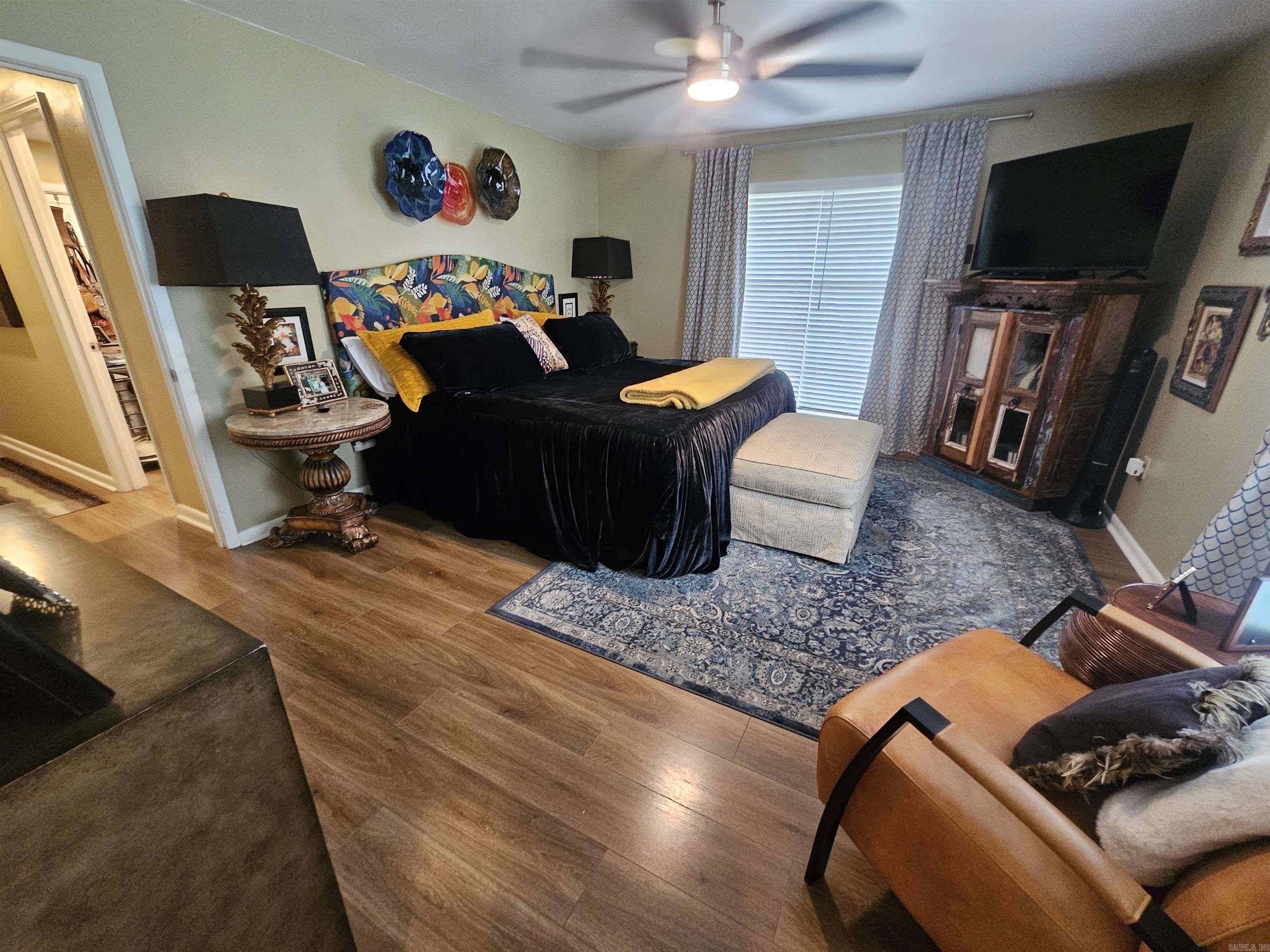 INDIAN HILLS - Residential