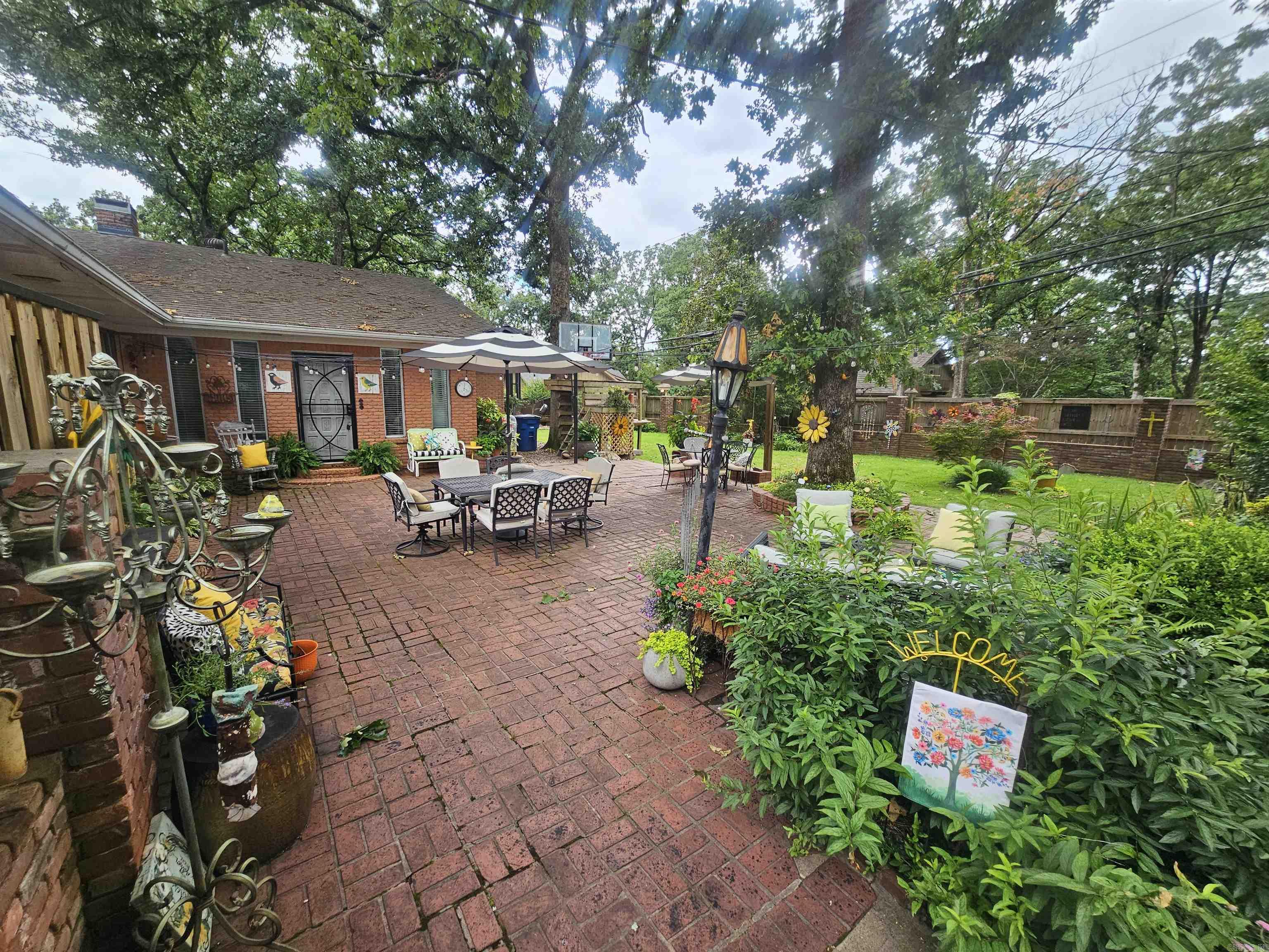 INDIAN HILLS - Residential